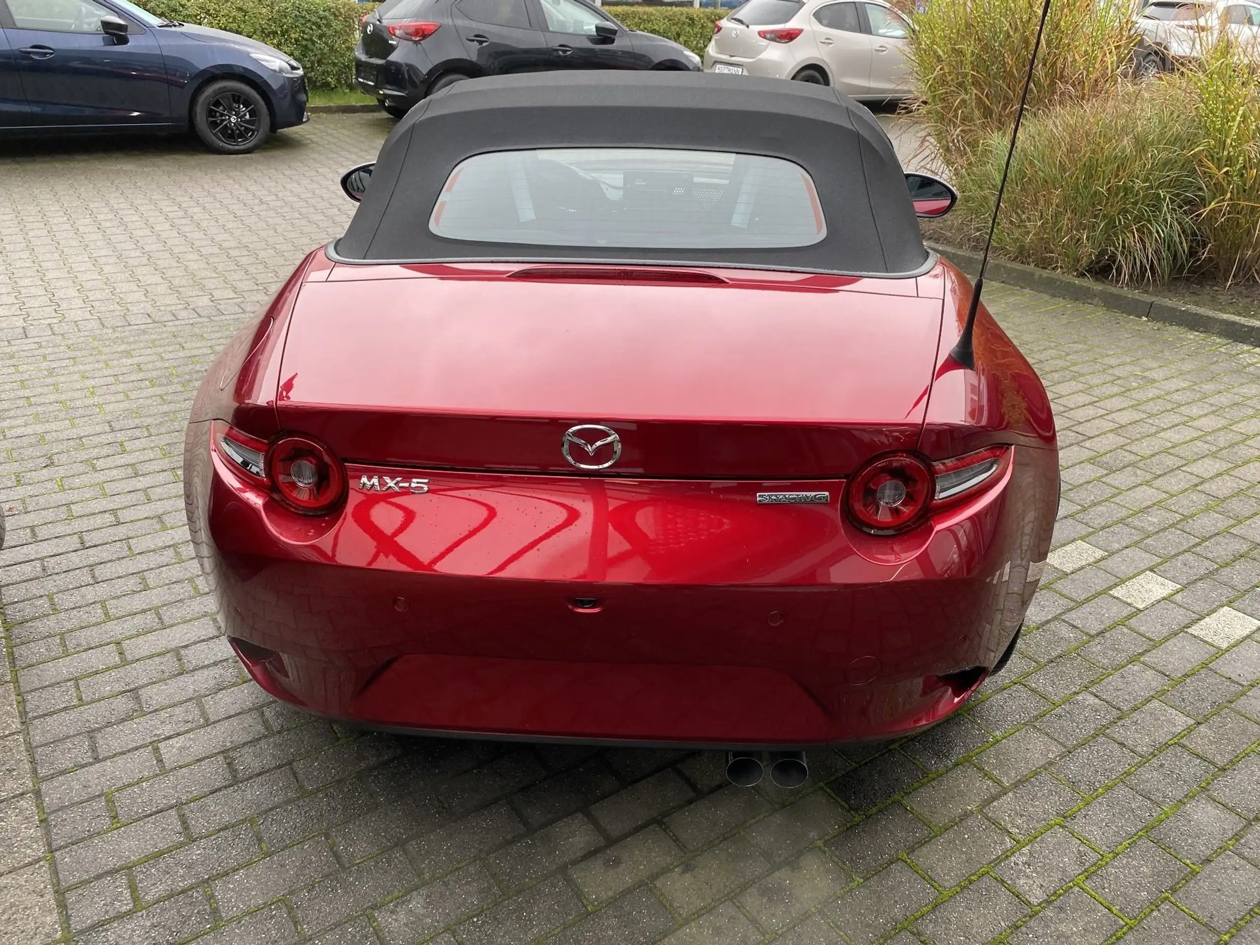 Mazda - MX-5