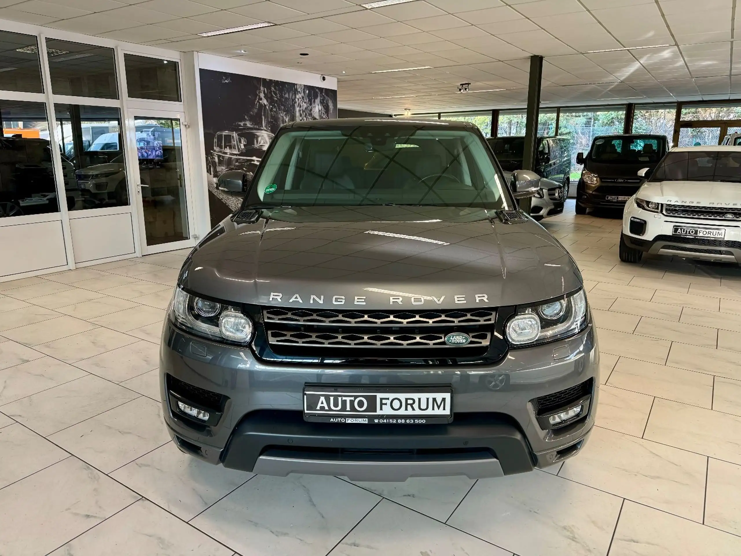 Land Rover - Range Rover Sport