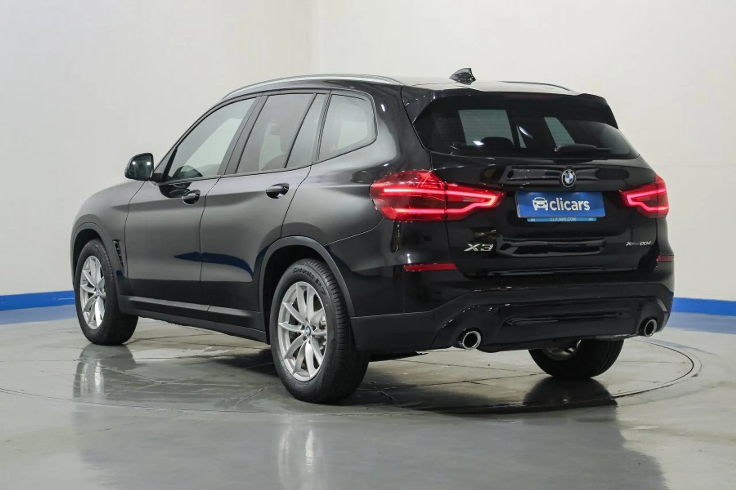 BMW - X3