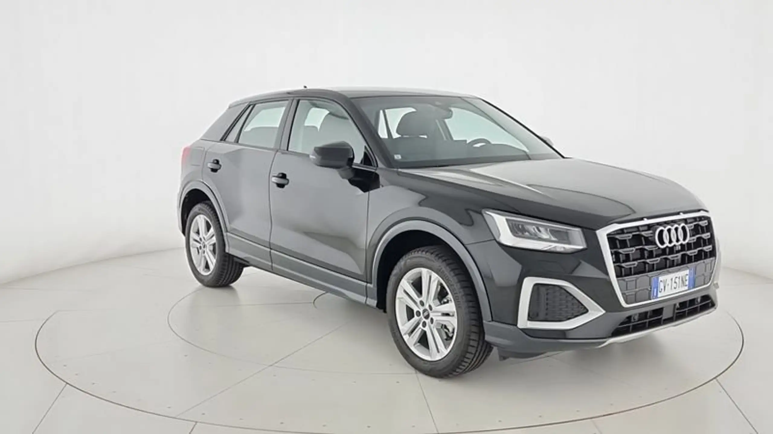 Audi - Q2