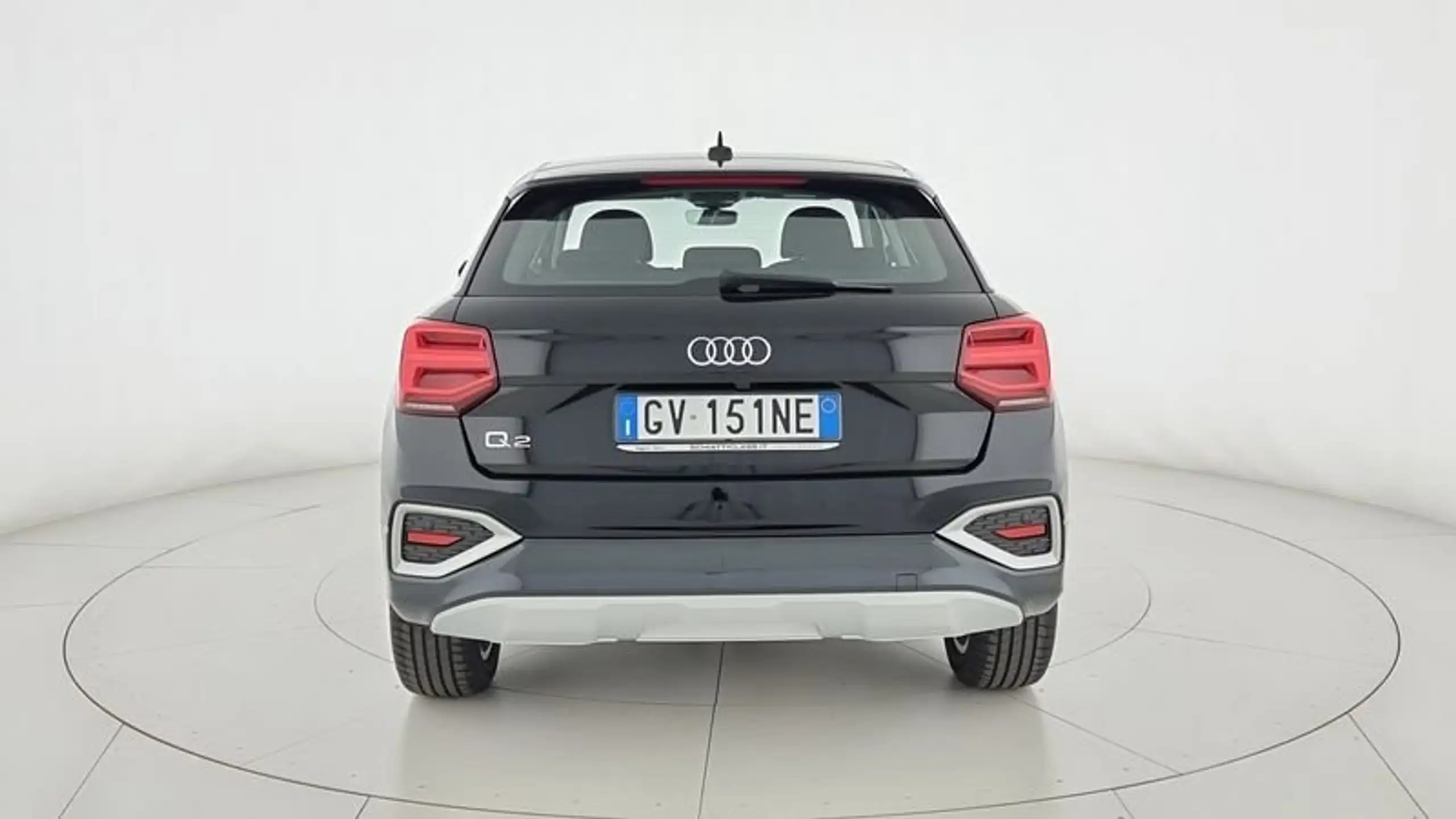 Audi - Q2