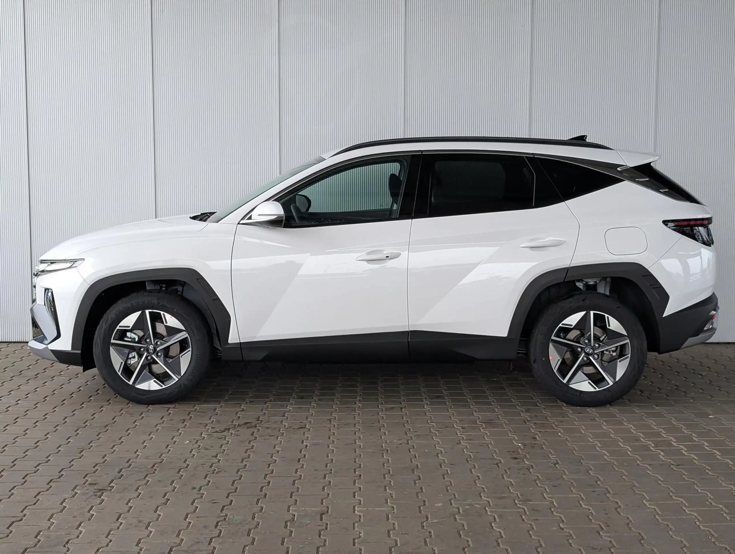 Hyundai - TUCSON