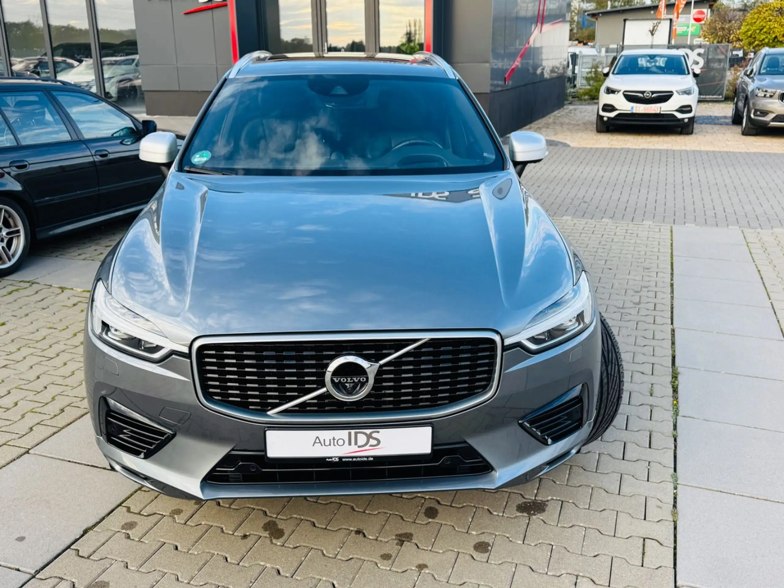 Volvo - XC60