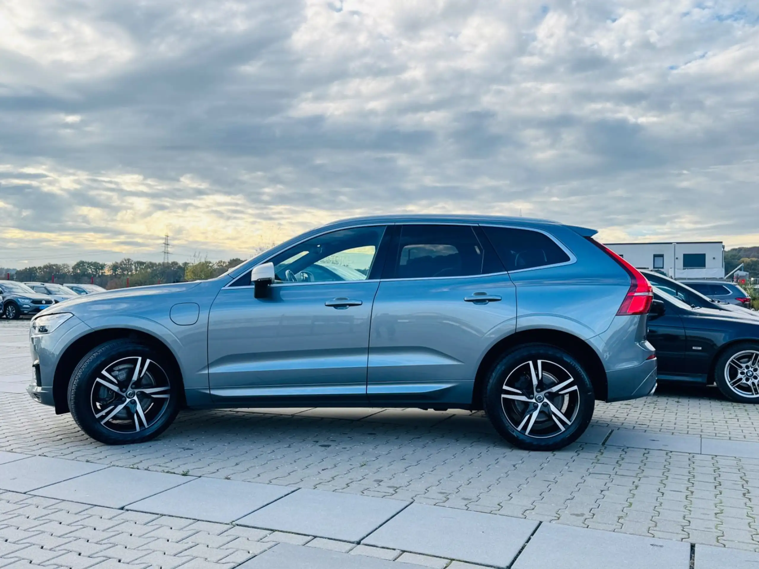 Volvo - XC60