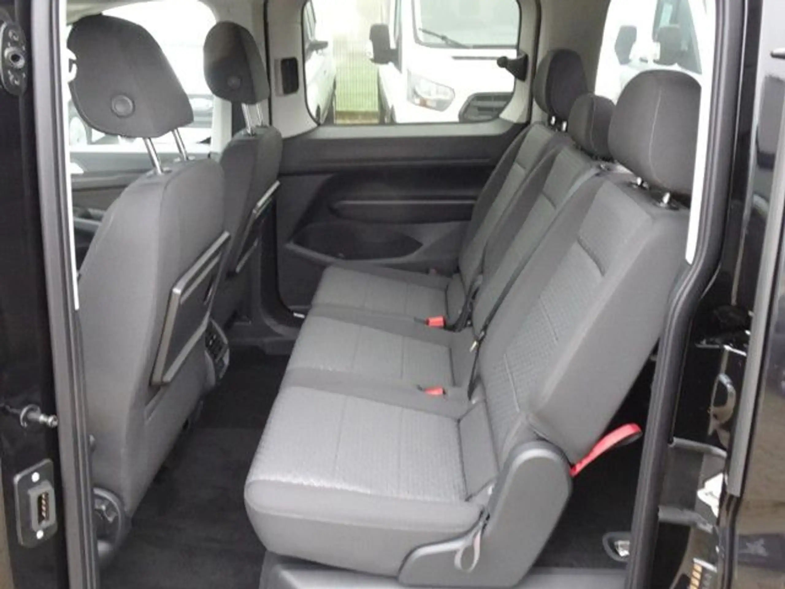 Ford - Grand Tourneo