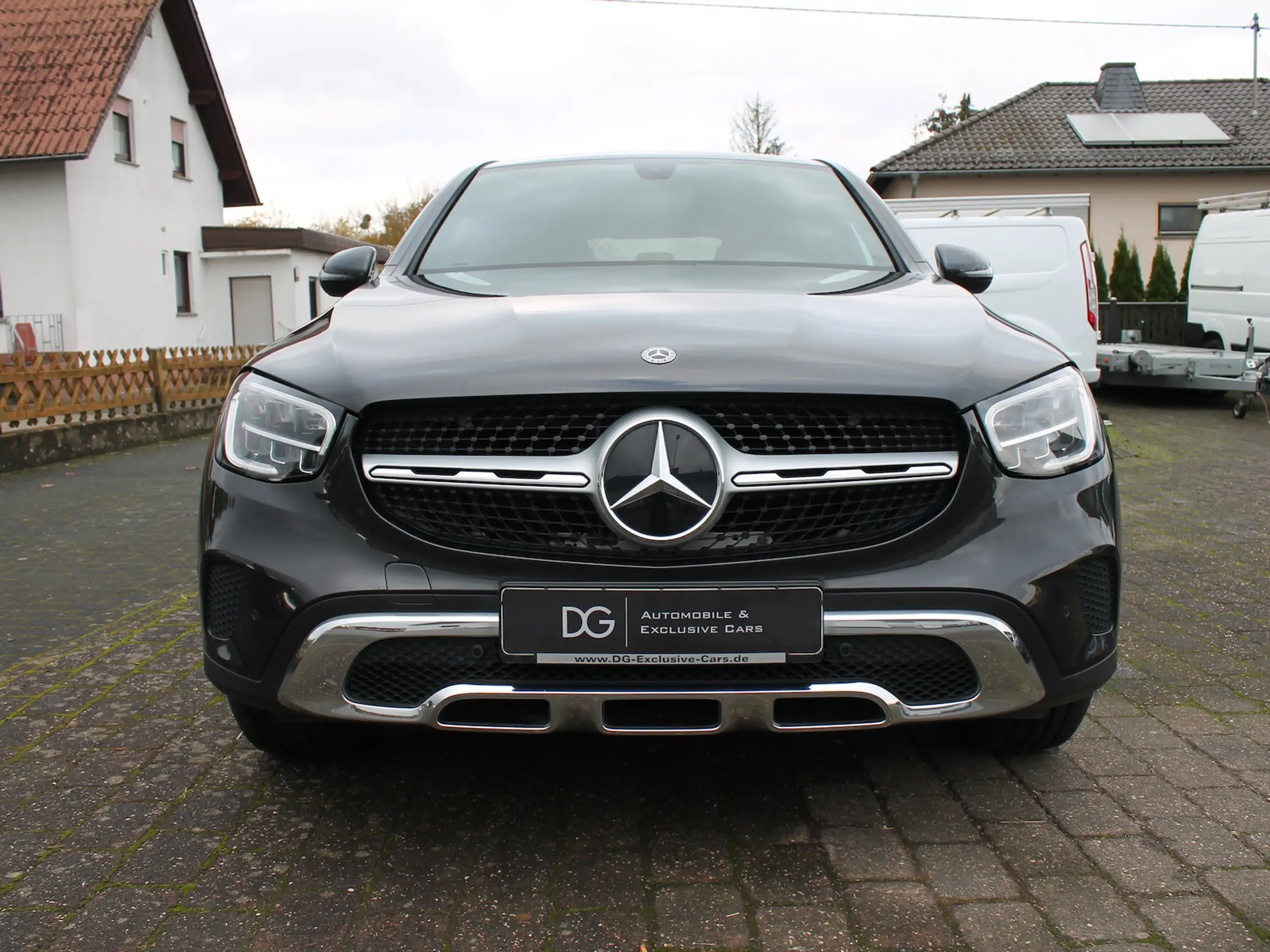 Mercedes-Benz - GLC 200