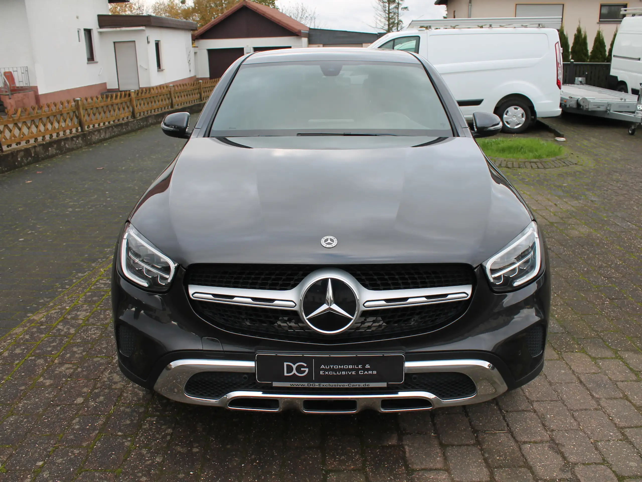 Mercedes-Benz - GLC 200