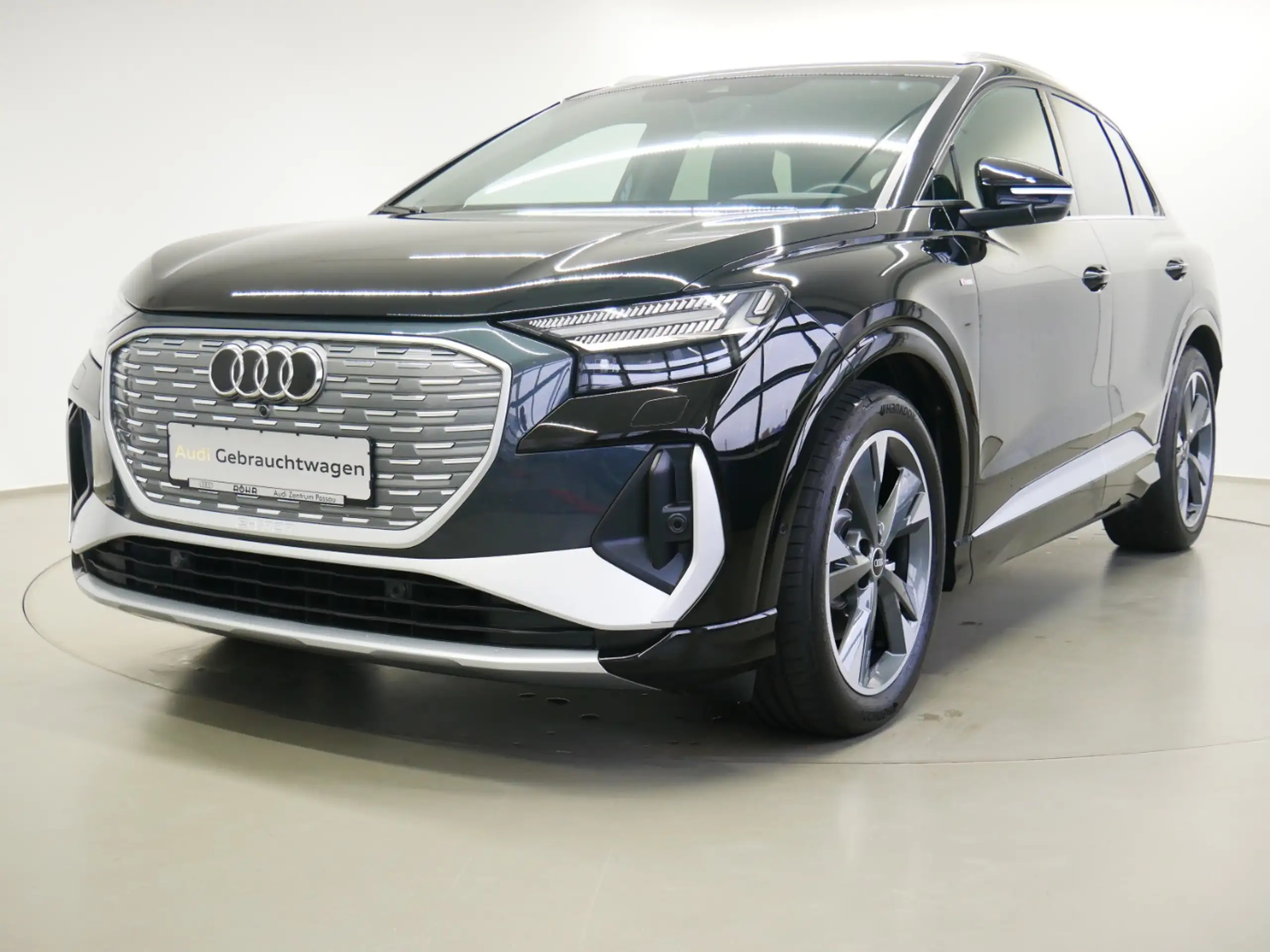 Audi - Q4 e-tron