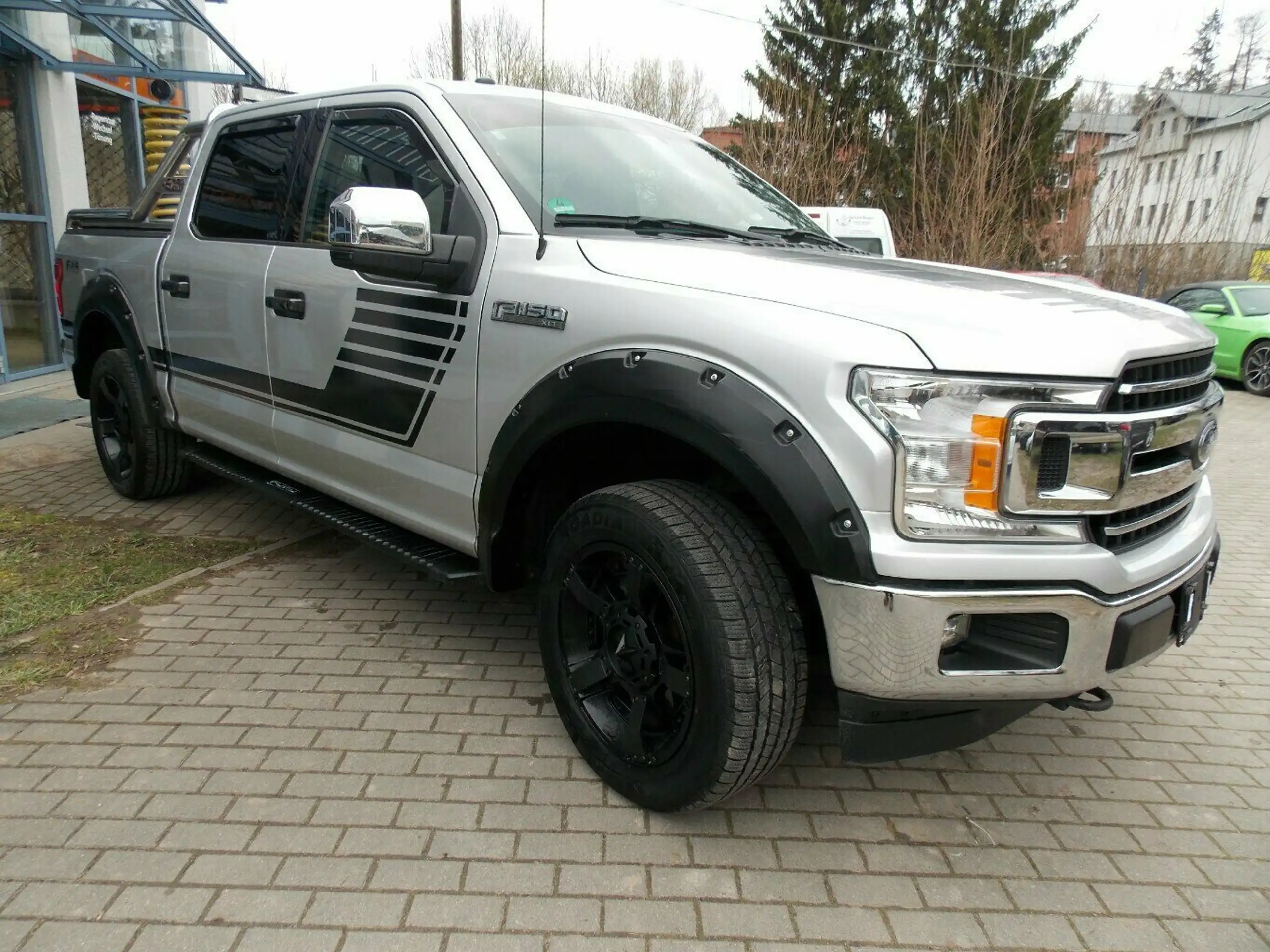 Ford - F 150