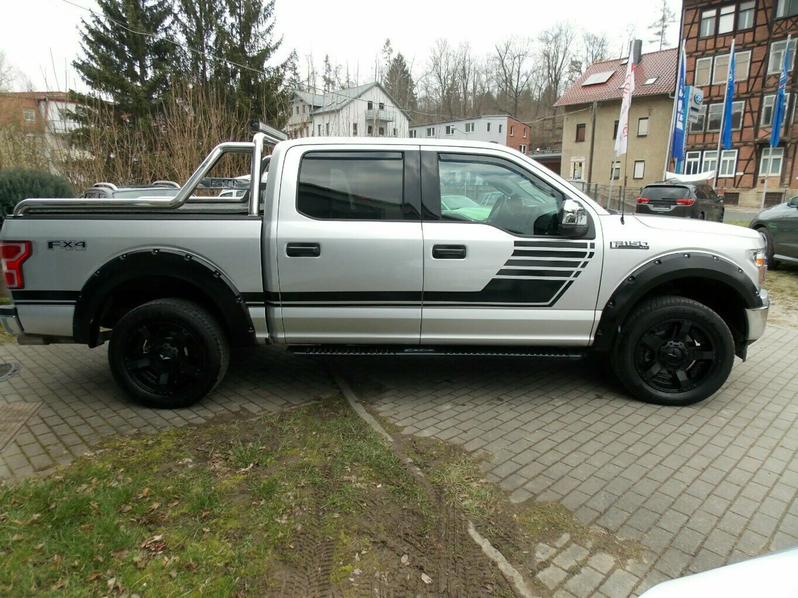 Ford - F 150