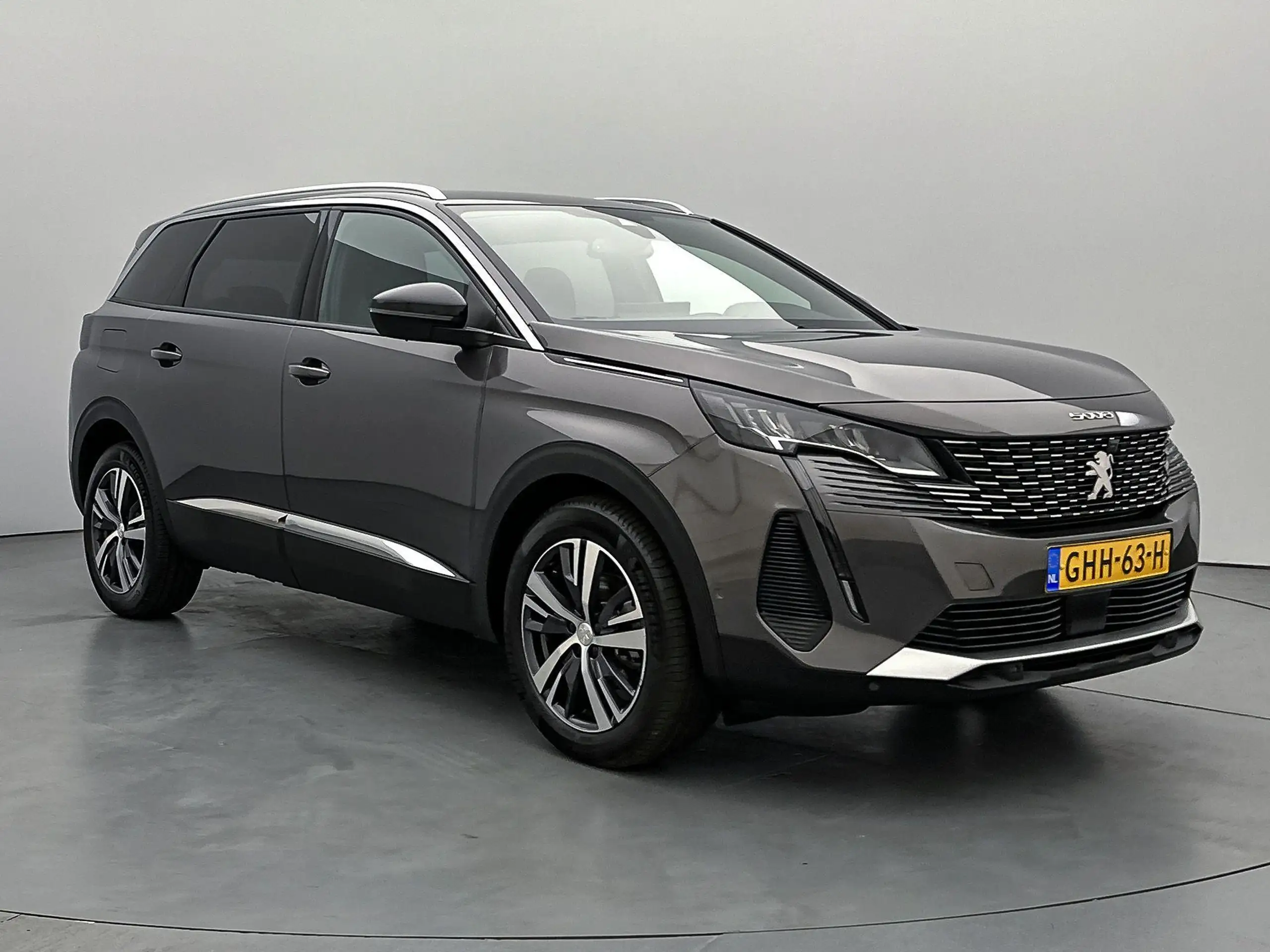 Peugeot - 5008