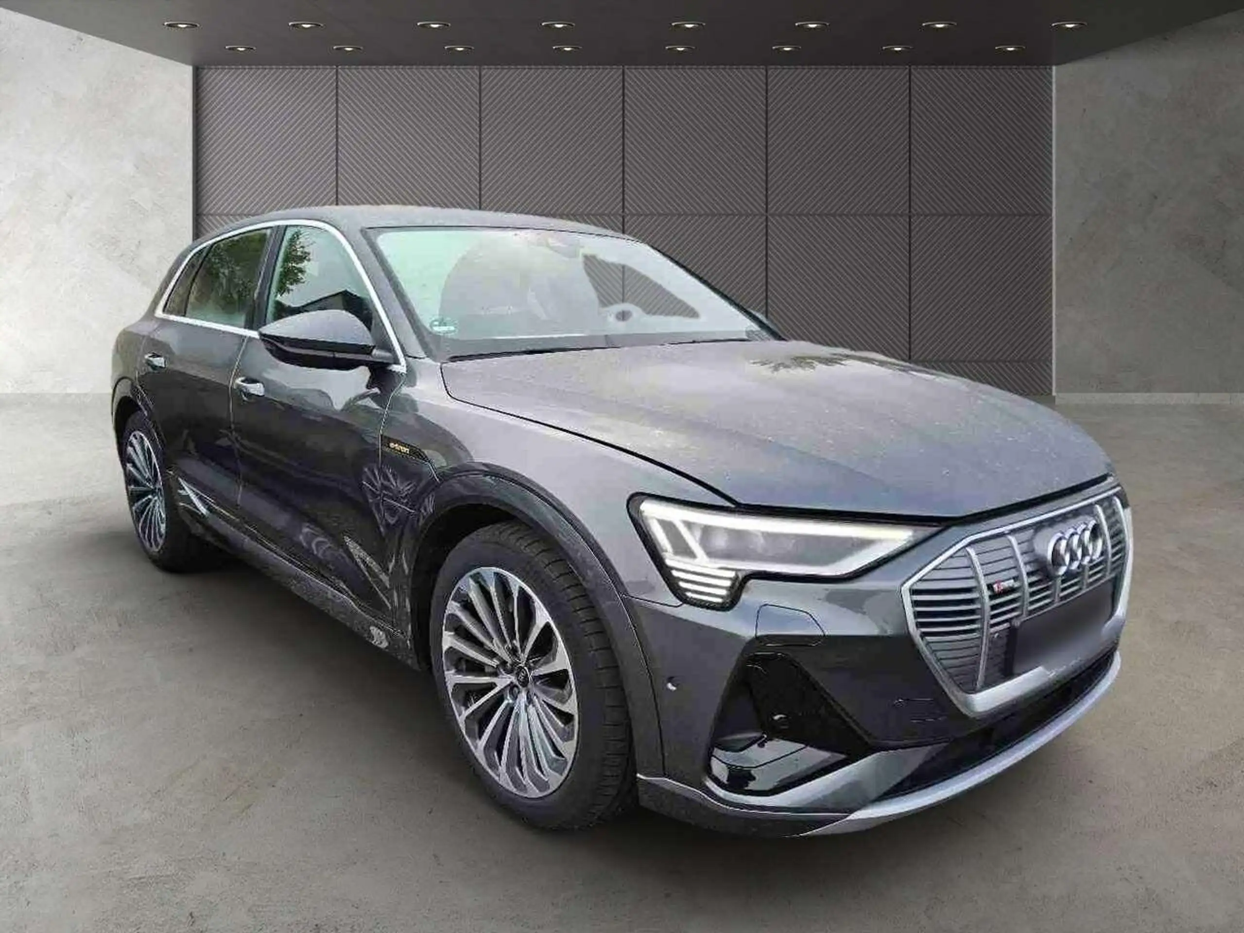 Audi - e-tron