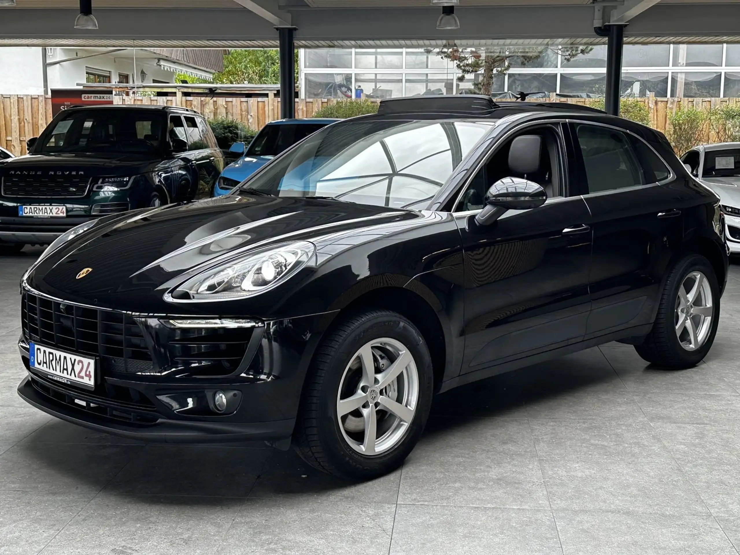 Porsche - Macan