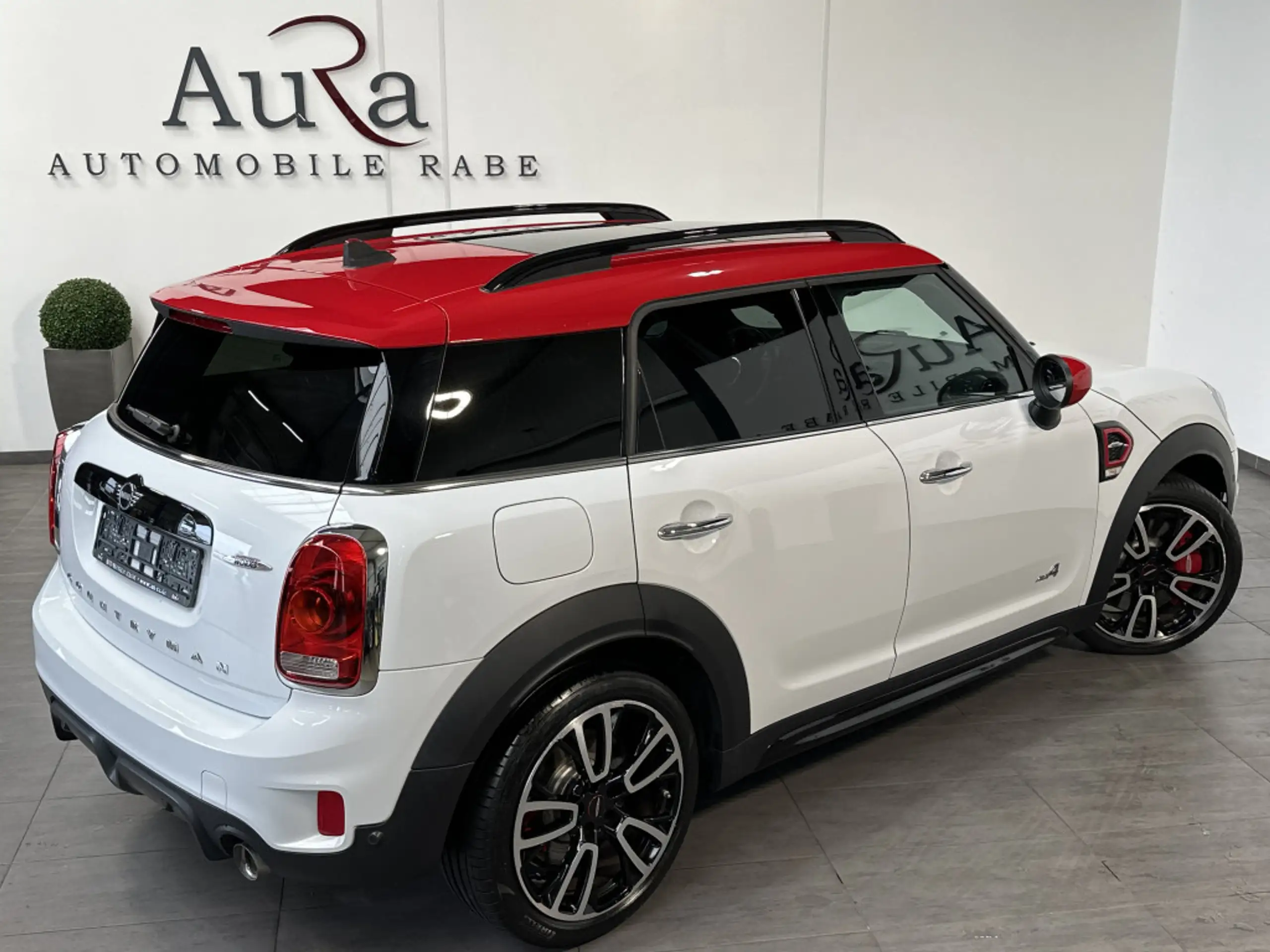 MINI - John Cooper Works Countryman