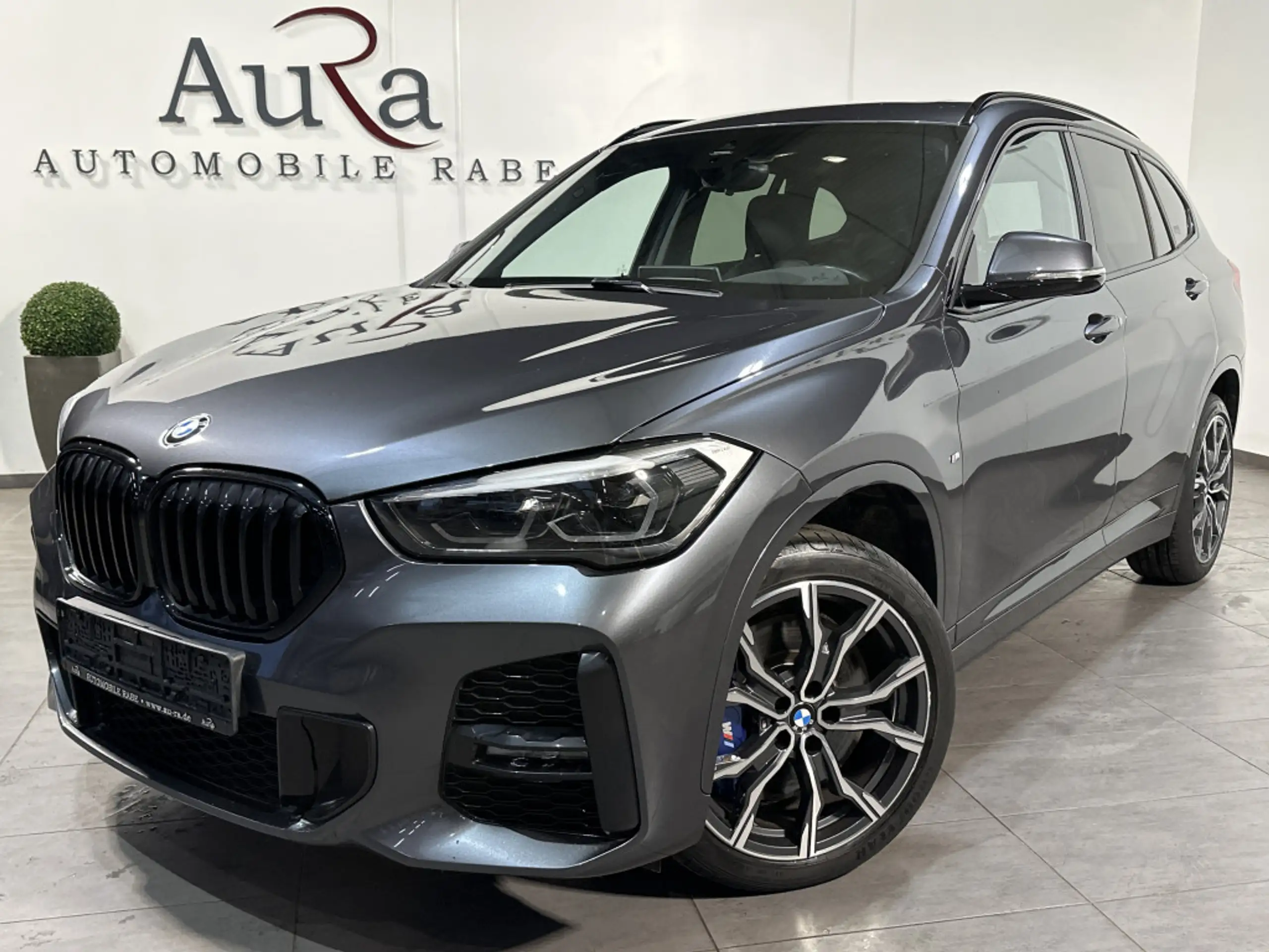 BMW - X1