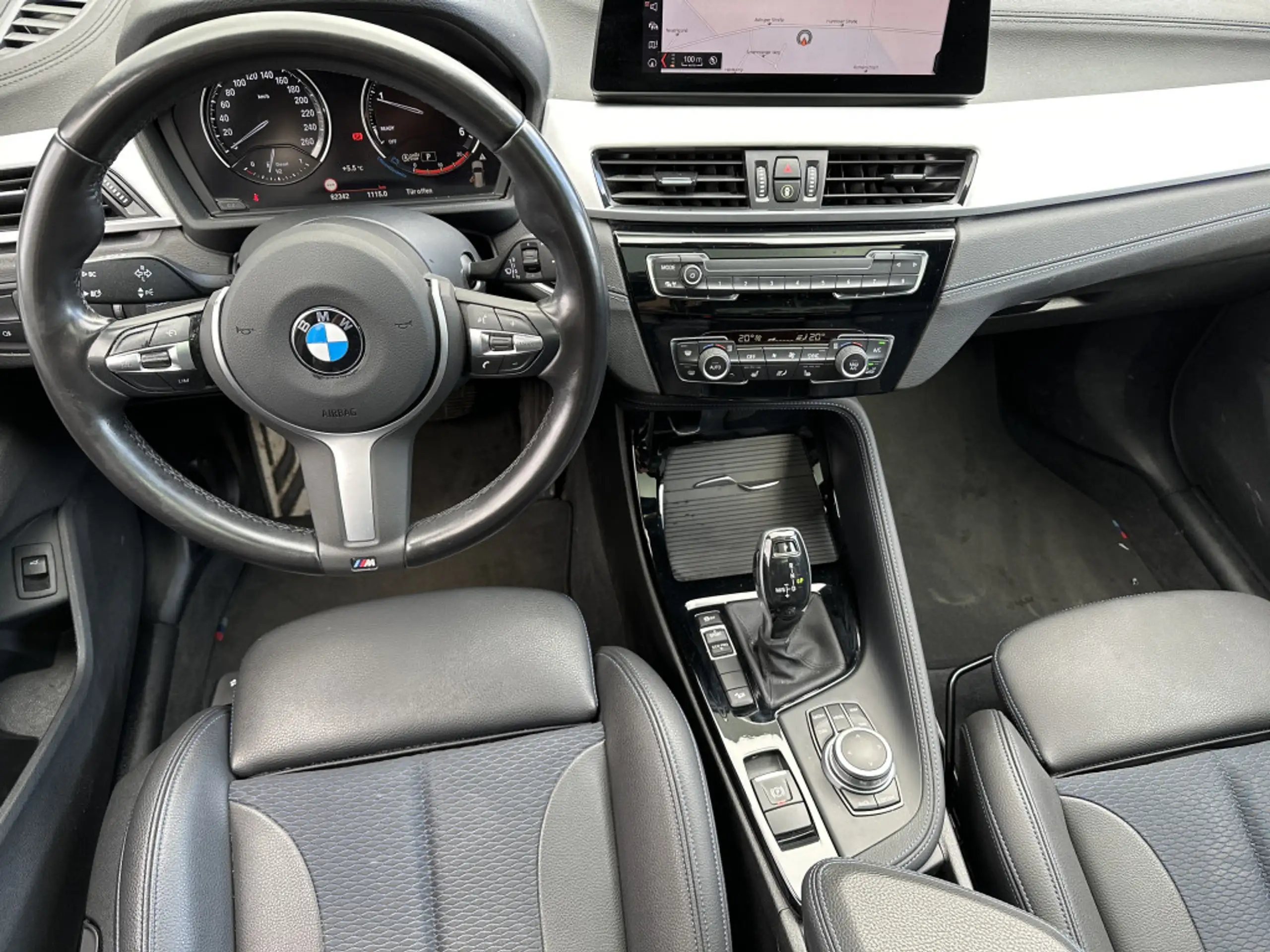 BMW - X1