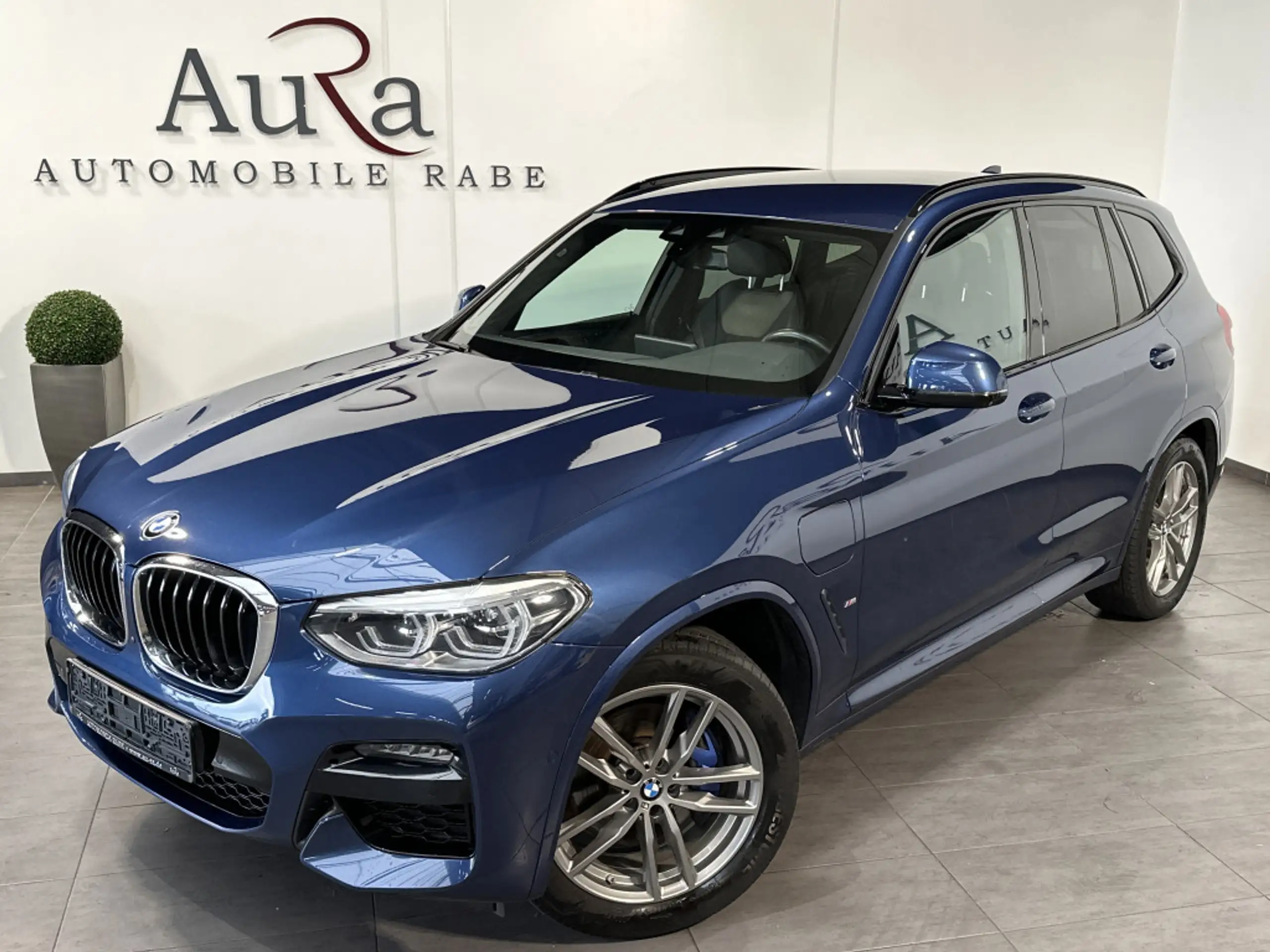 BMW - X3