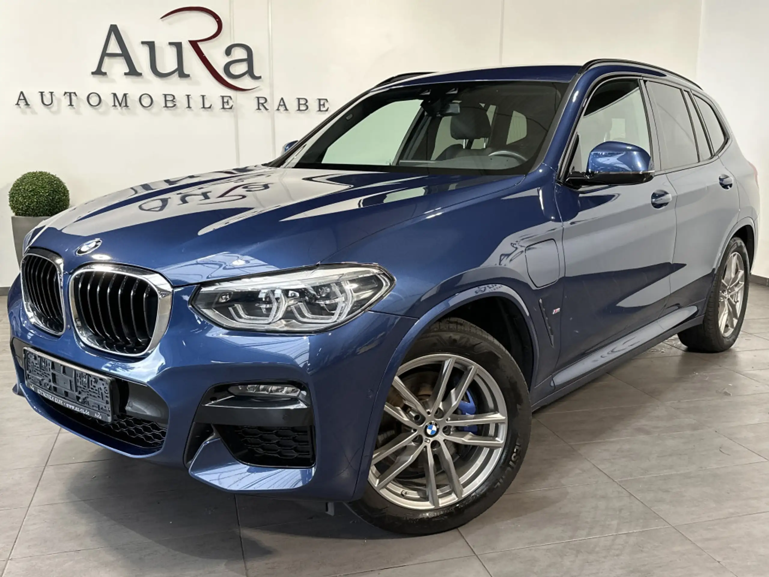 BMW - X3