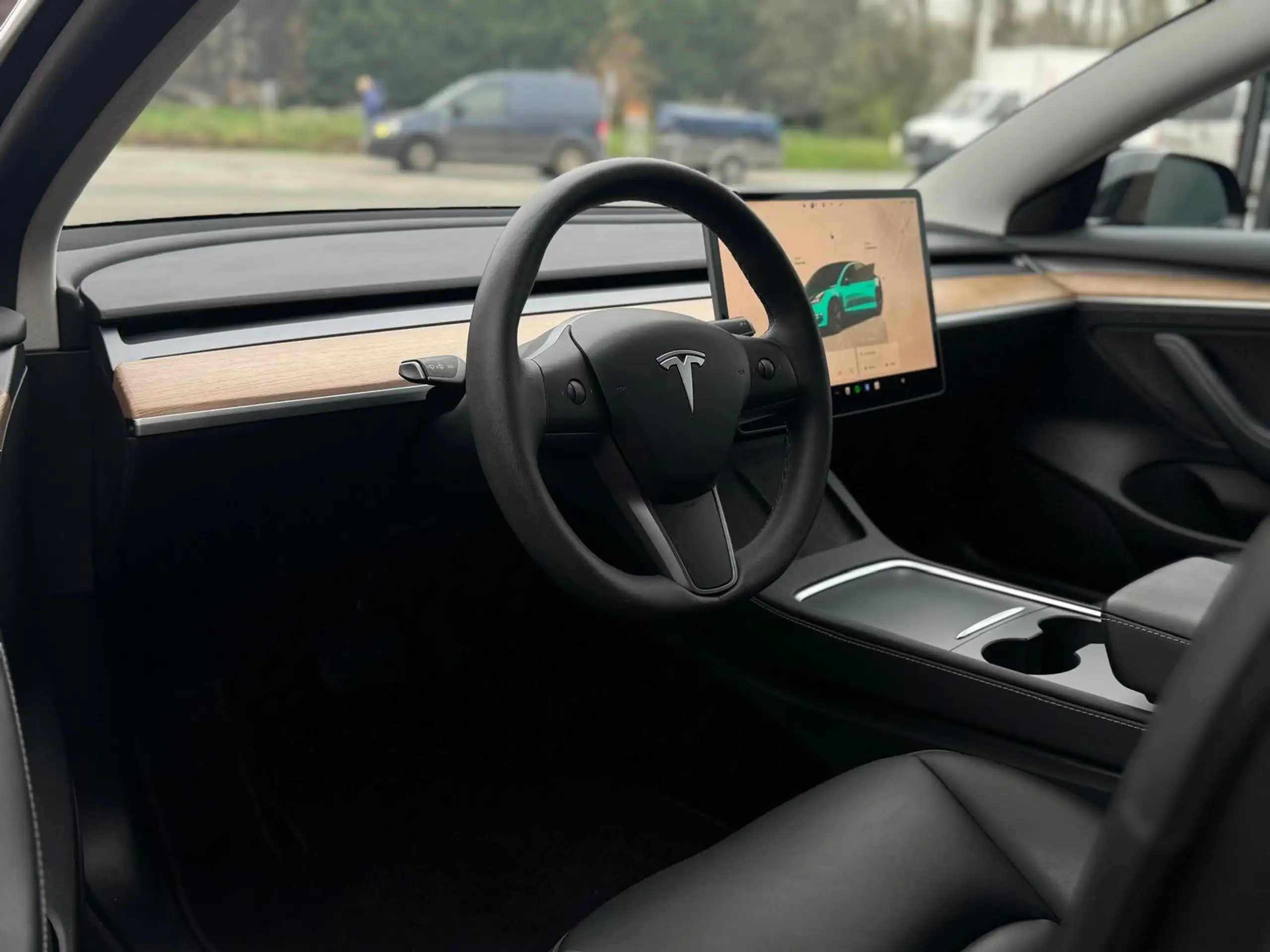 Tesla - Model 3