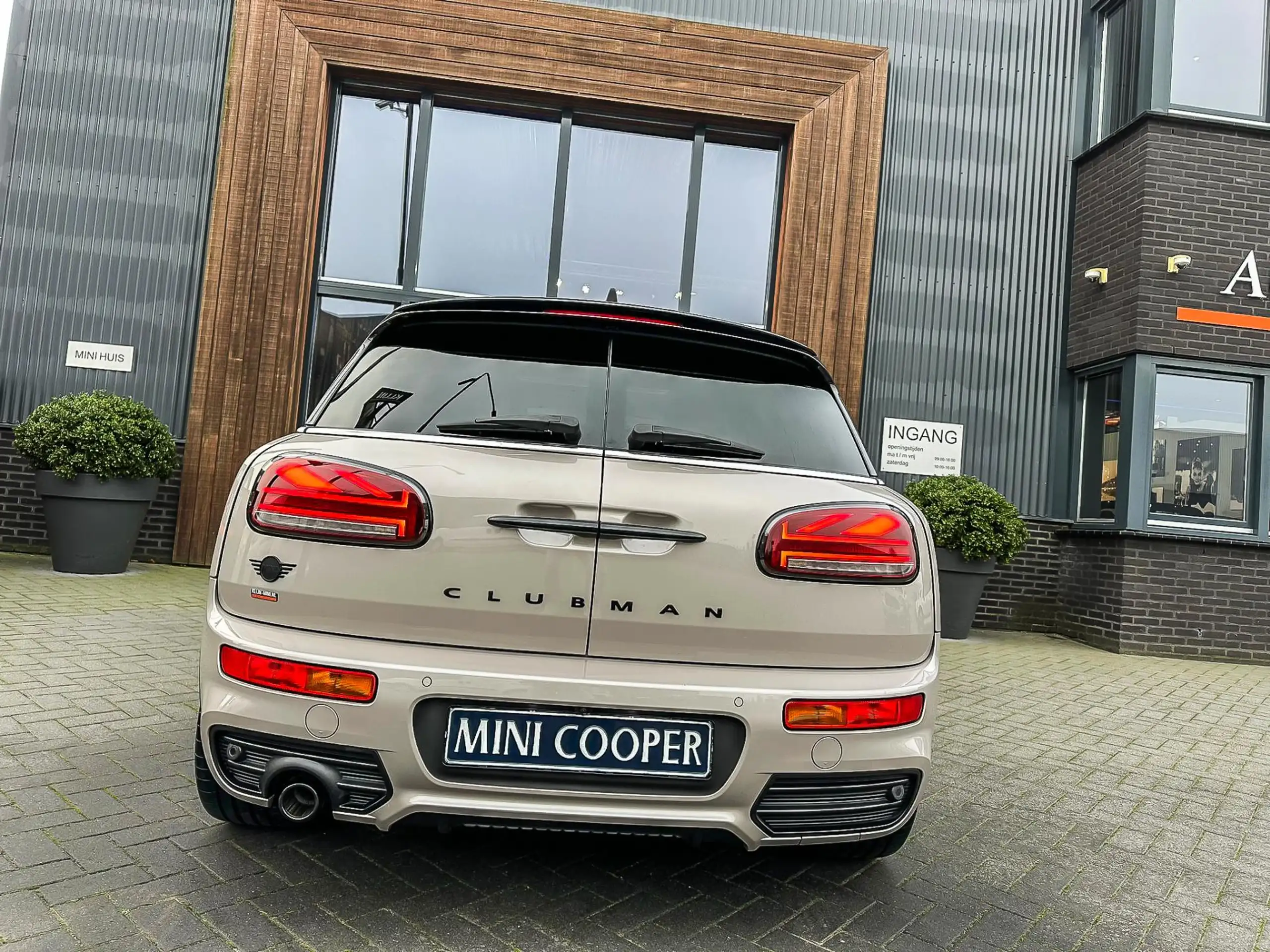 MINI - Cooper Clubman