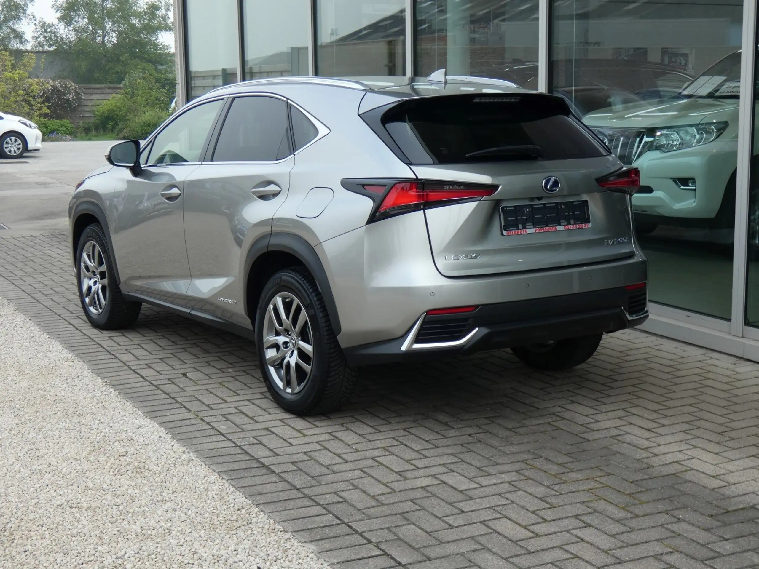 Lexus - NX 300h