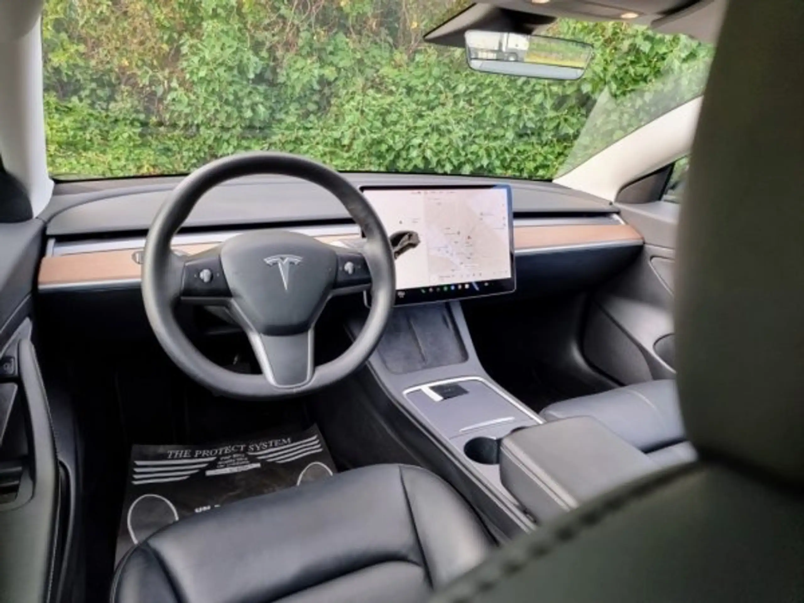 Tesla - Model 3