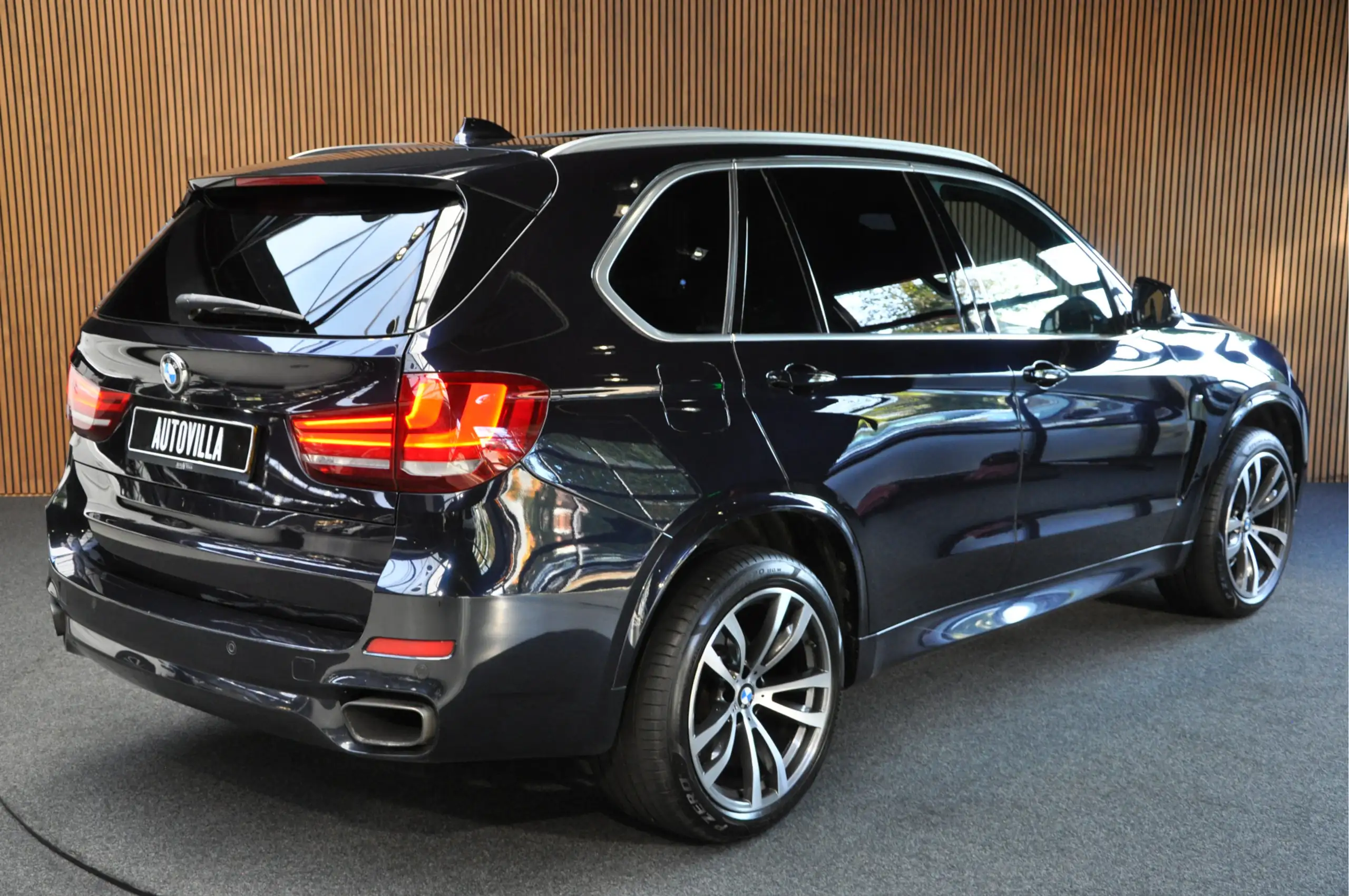 BMW - X5