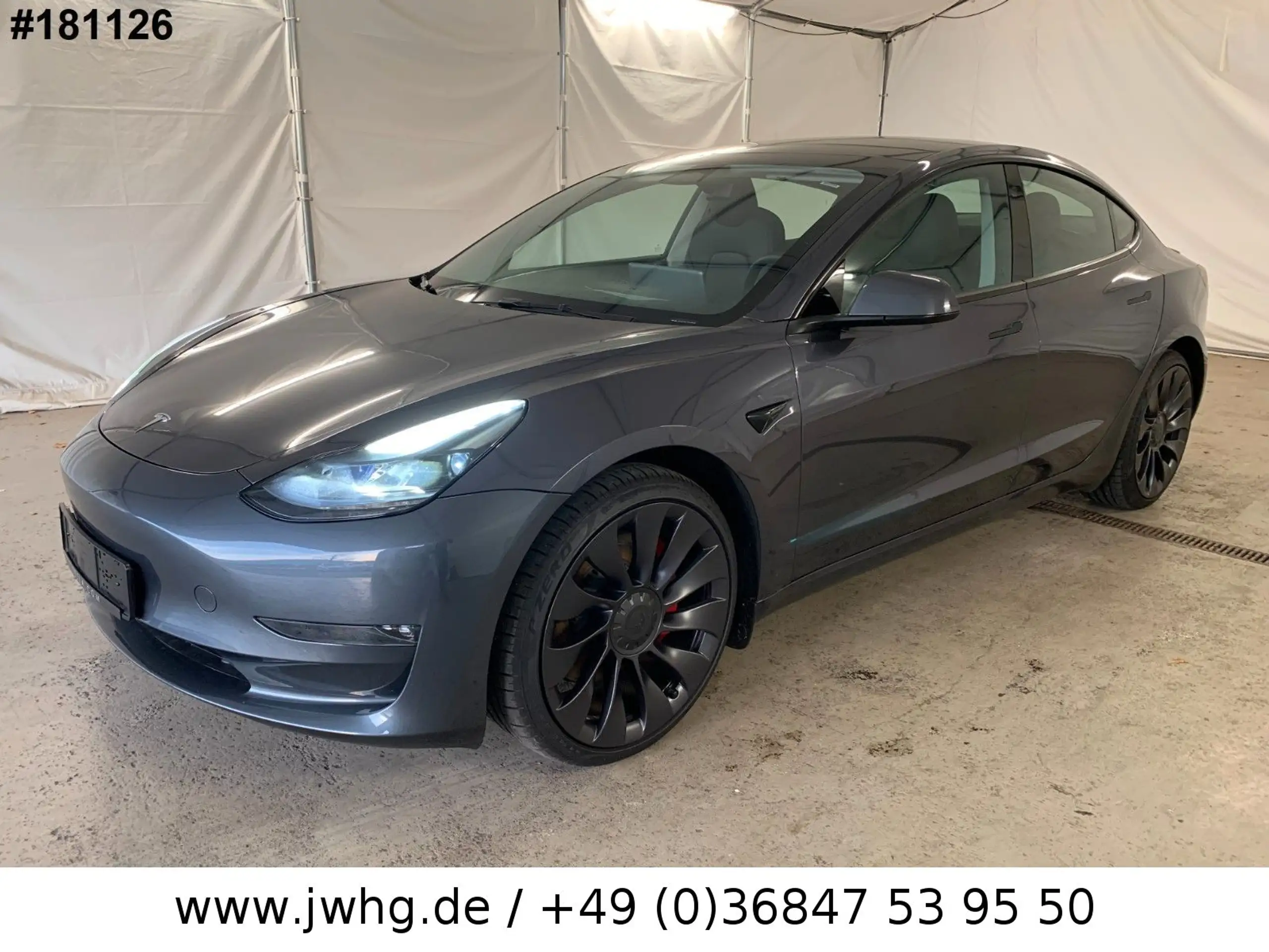 Tesla - Model 3