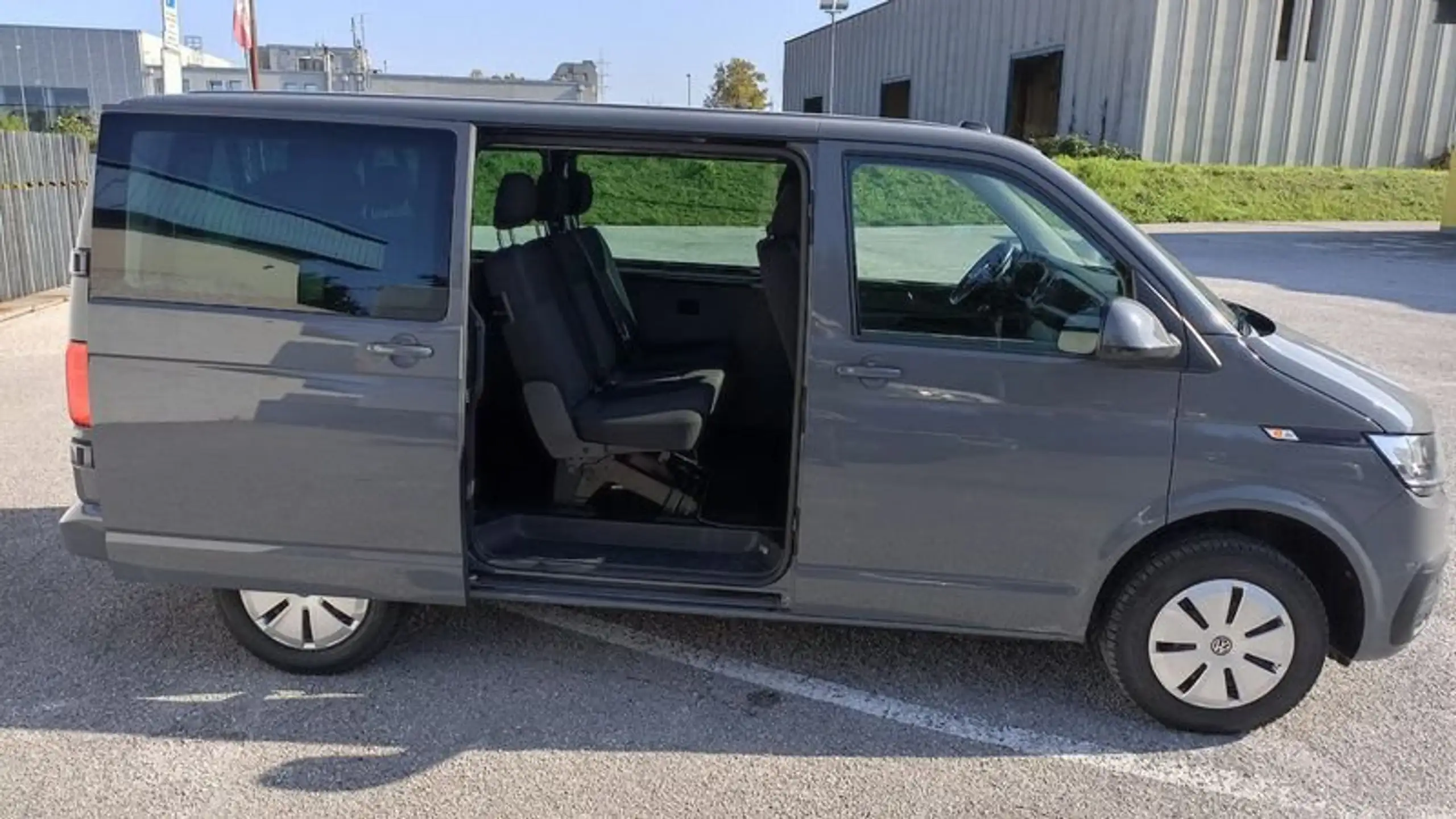 Volkswagen - T6 Caravelle