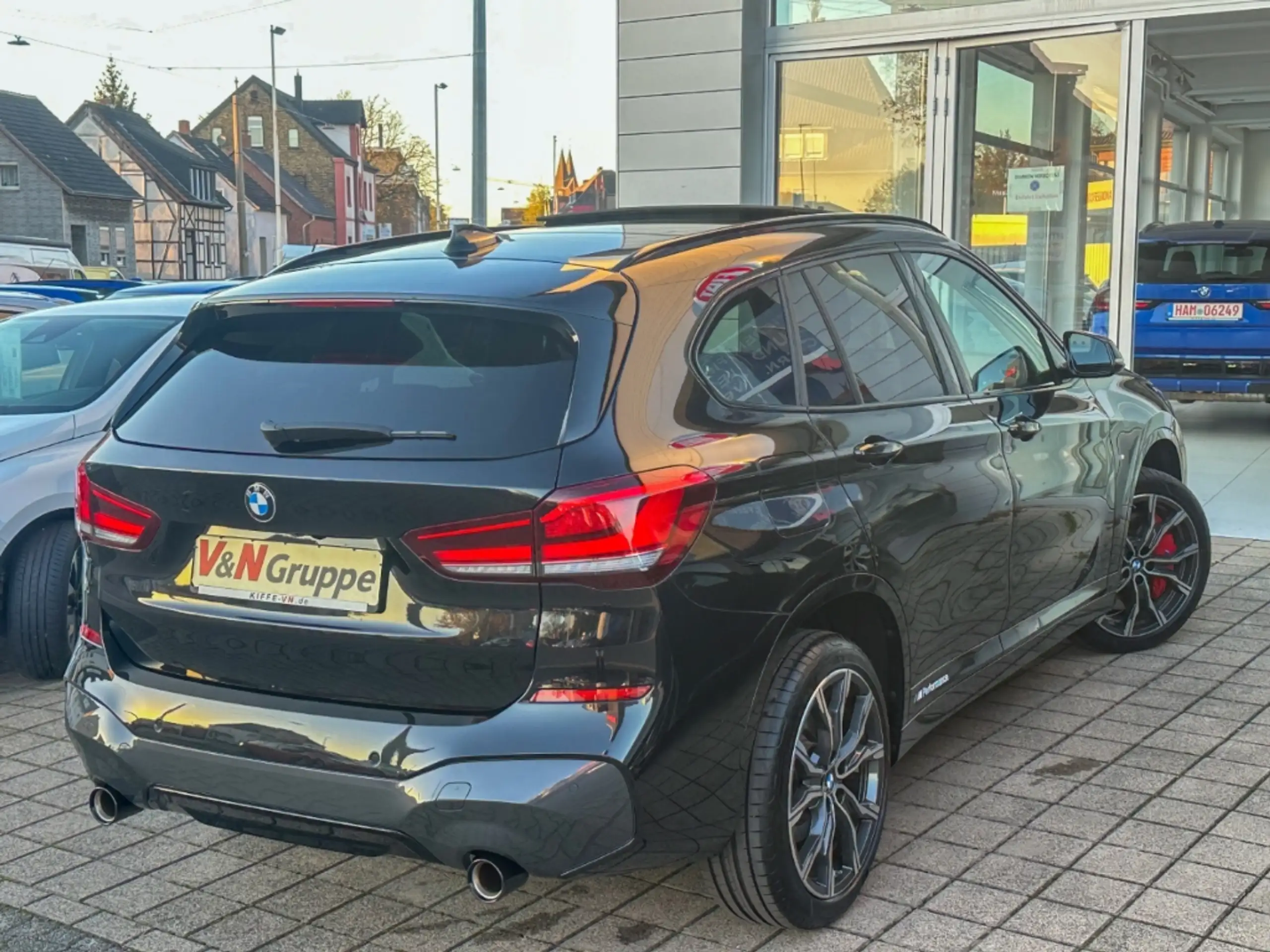 BMW - X1