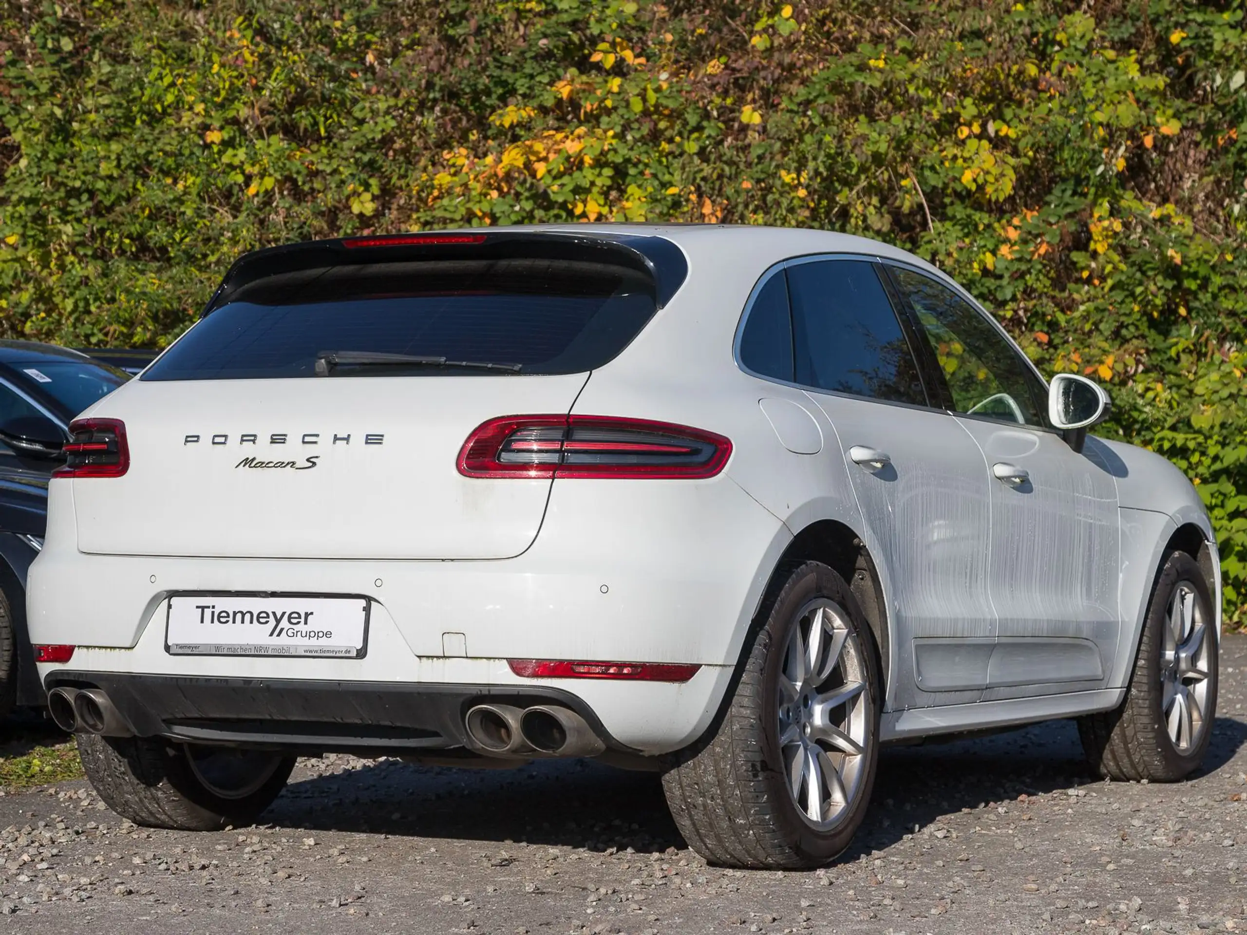 Porsche - Macan