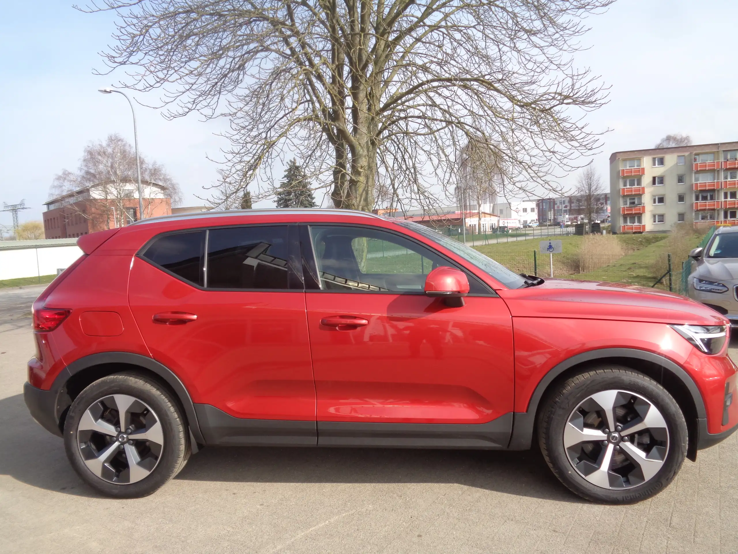 Volvo - XC40