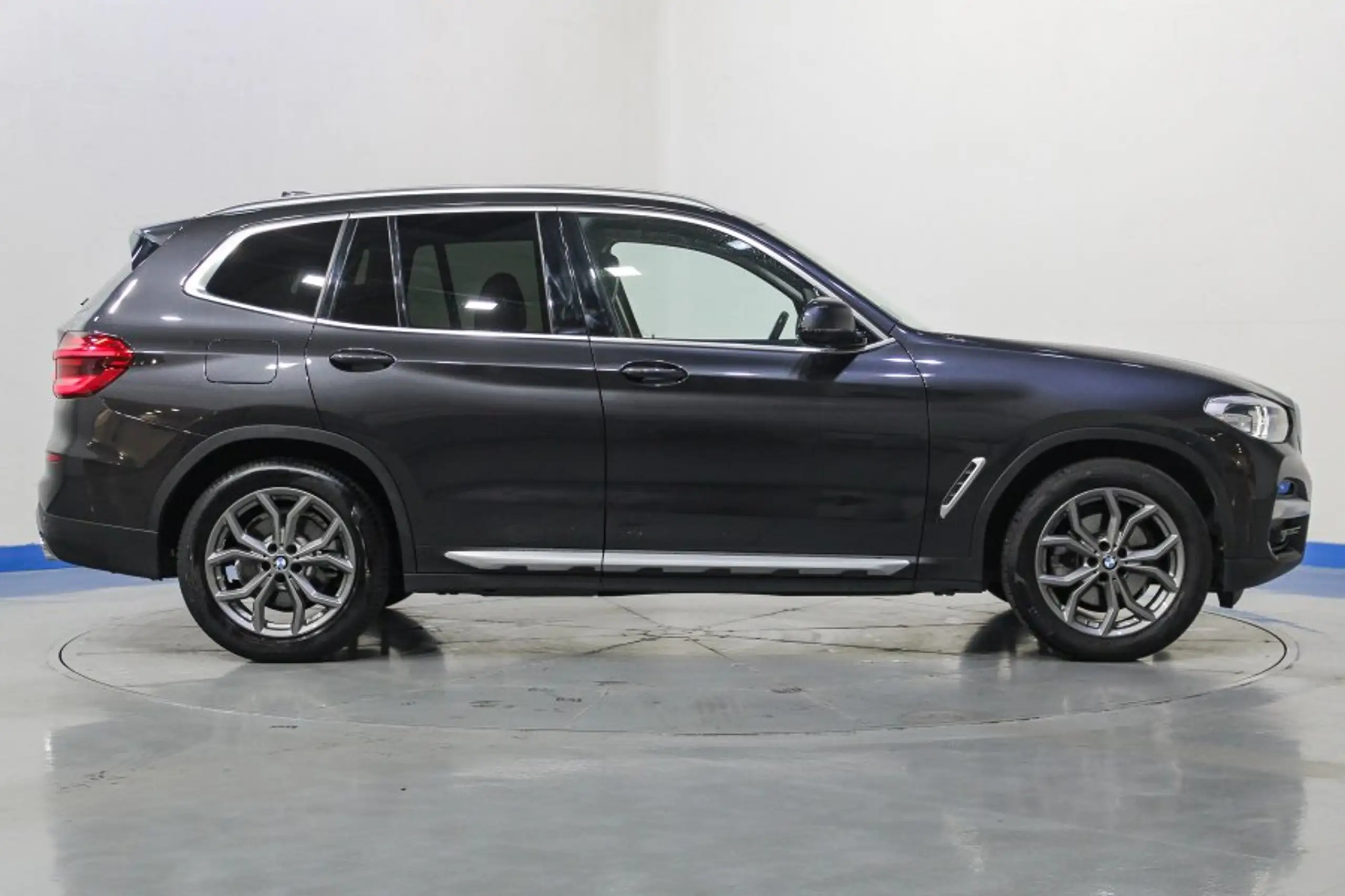 BMW - X3