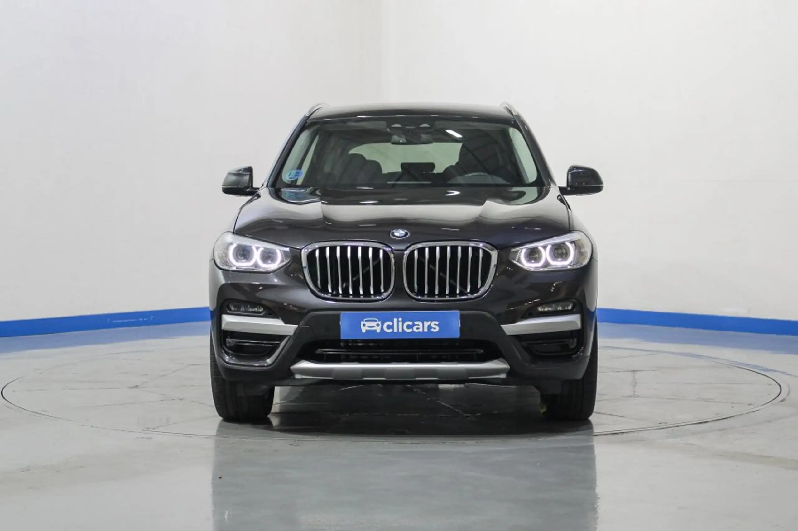 BMW - X3