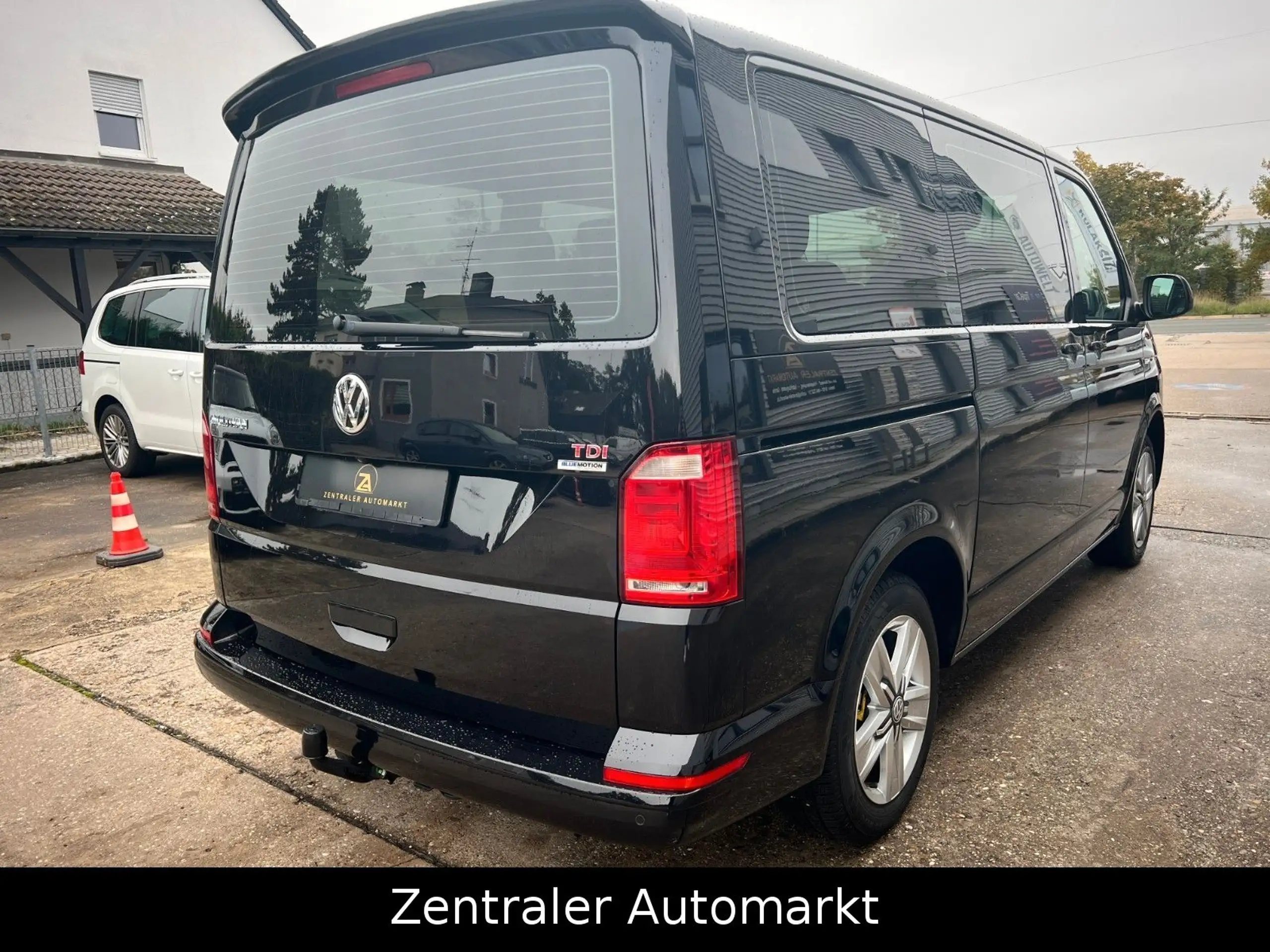 Volkswagen - T6 Multivan