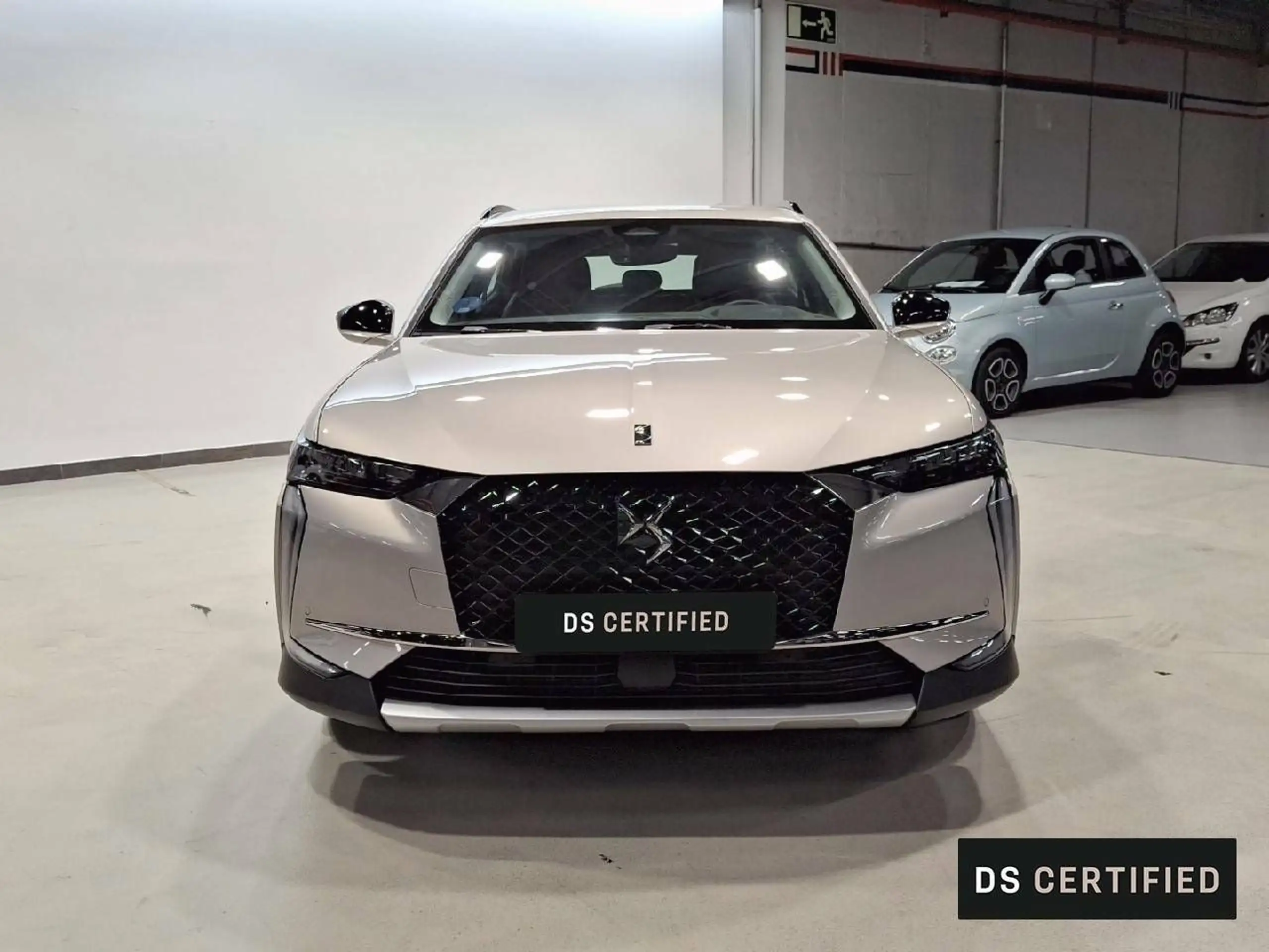 DS Automobiles - DS 4