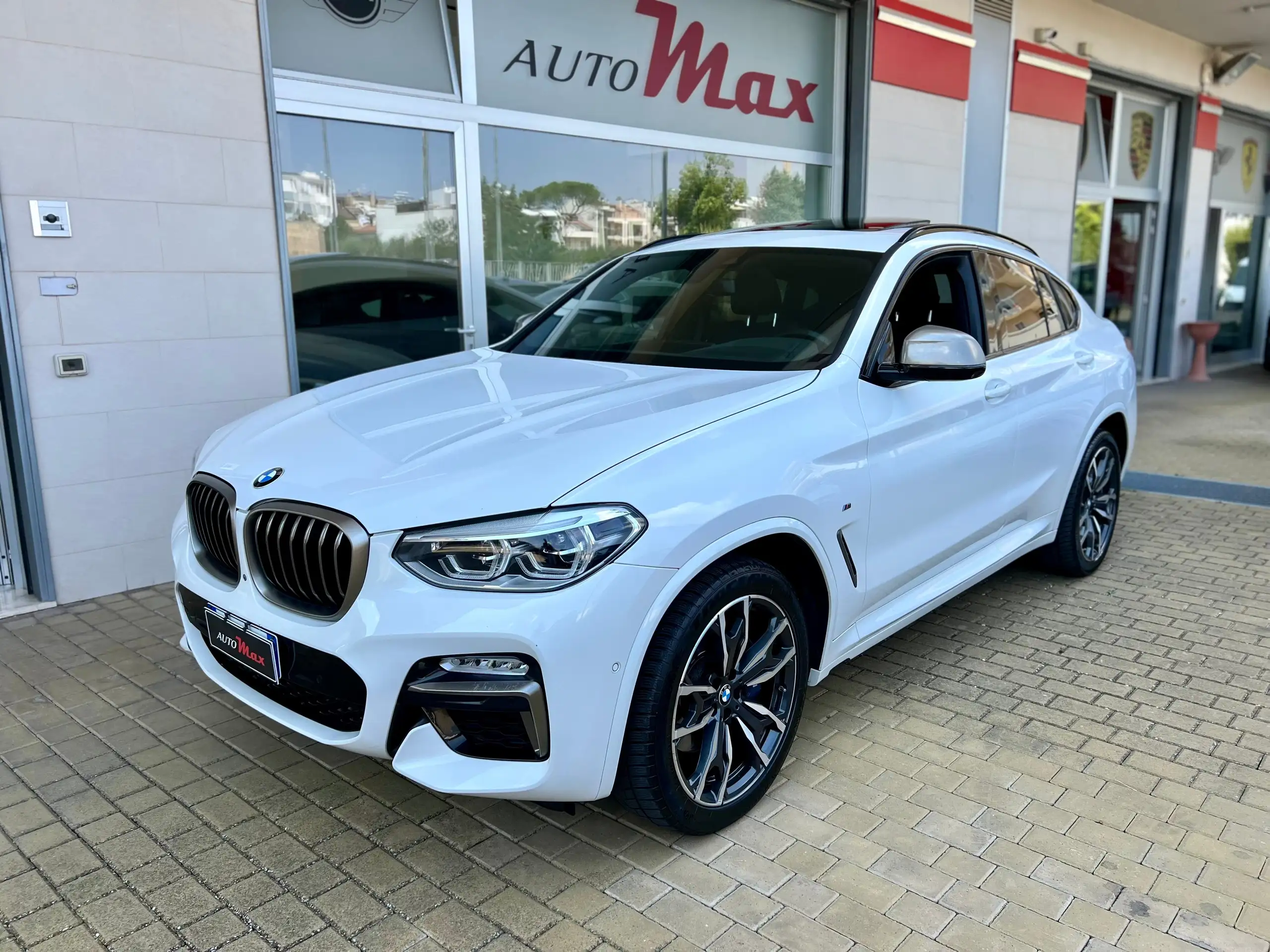 BMW - X4 M