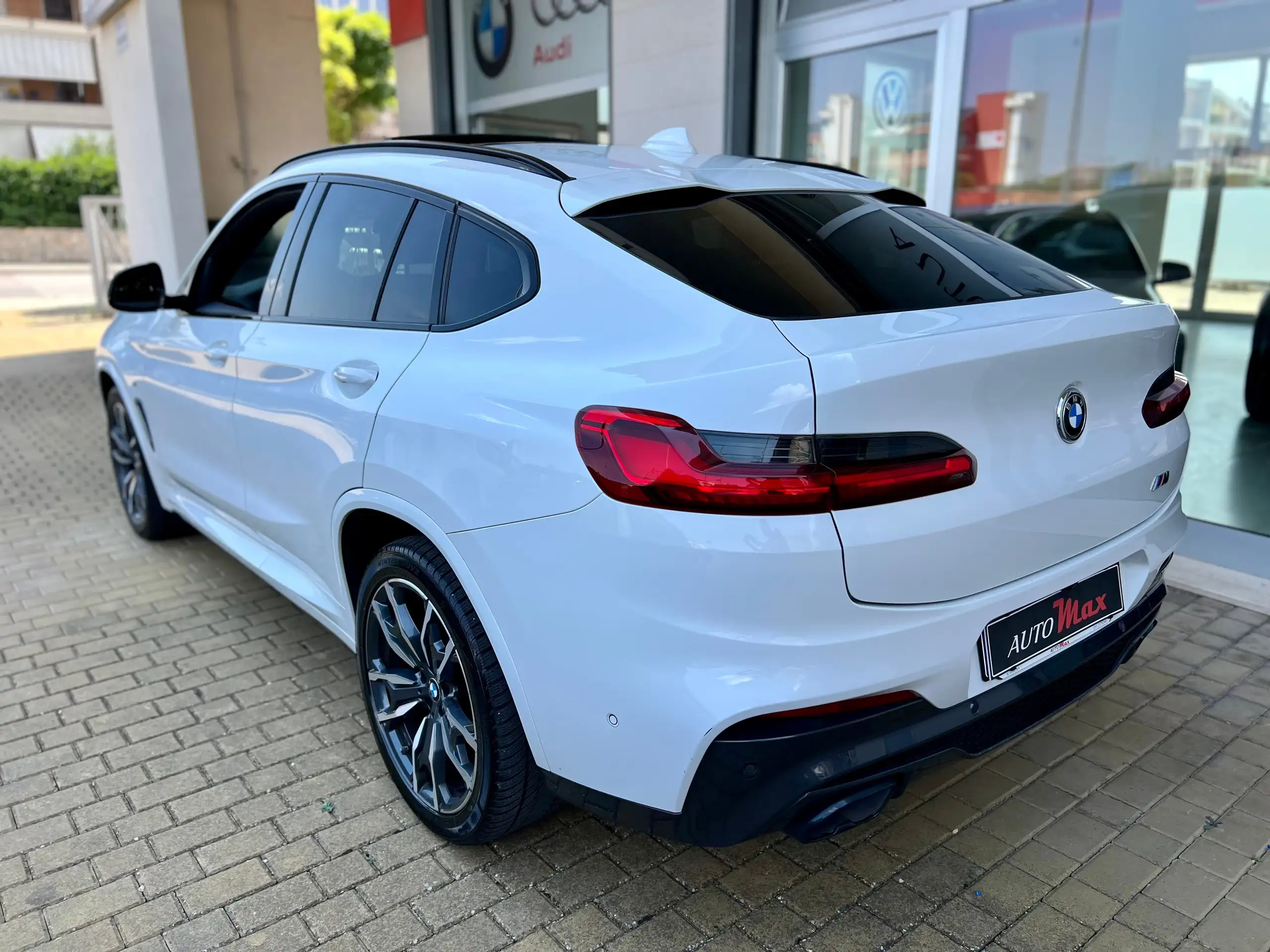 BMW - X4 M