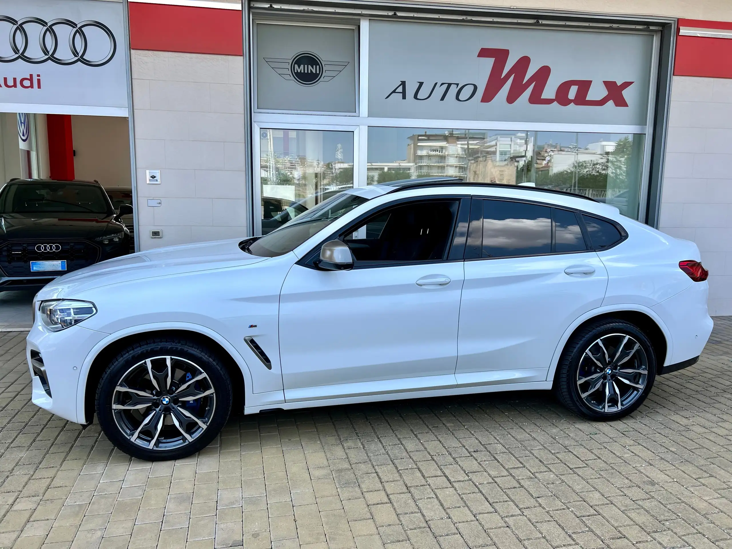 BMW - X4 M