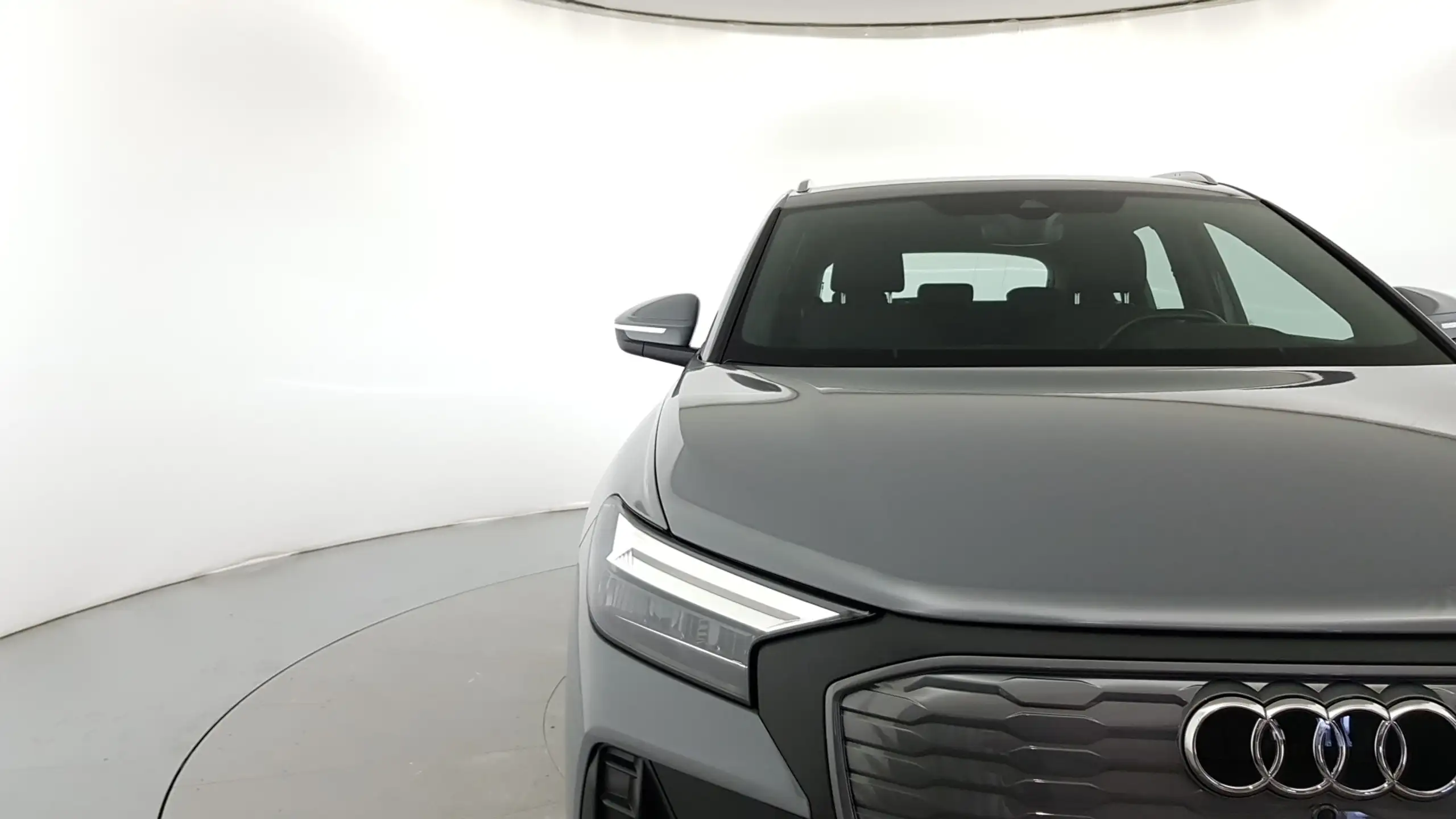 Audi - Q4 e-tron