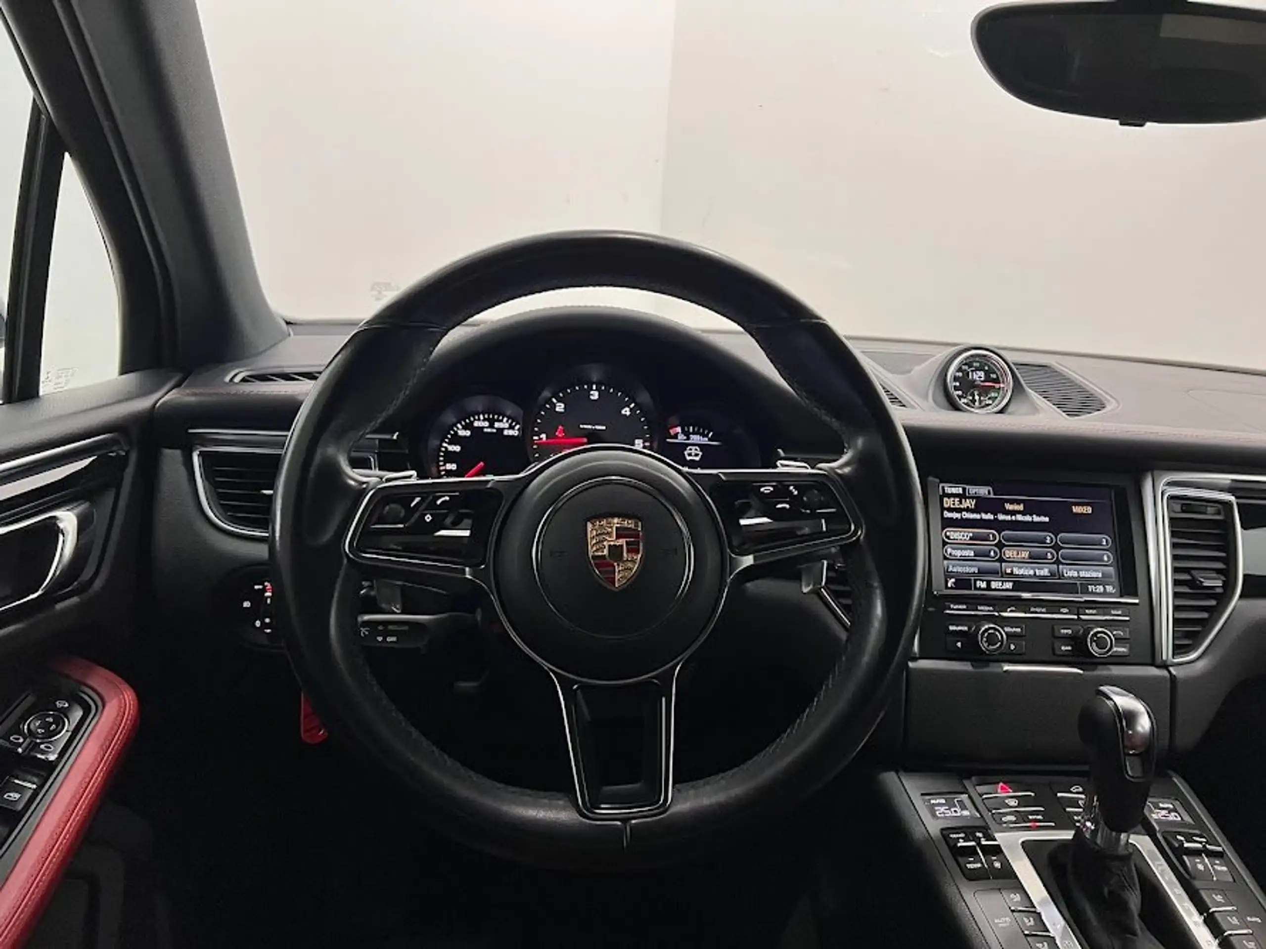 Porsche - Macan