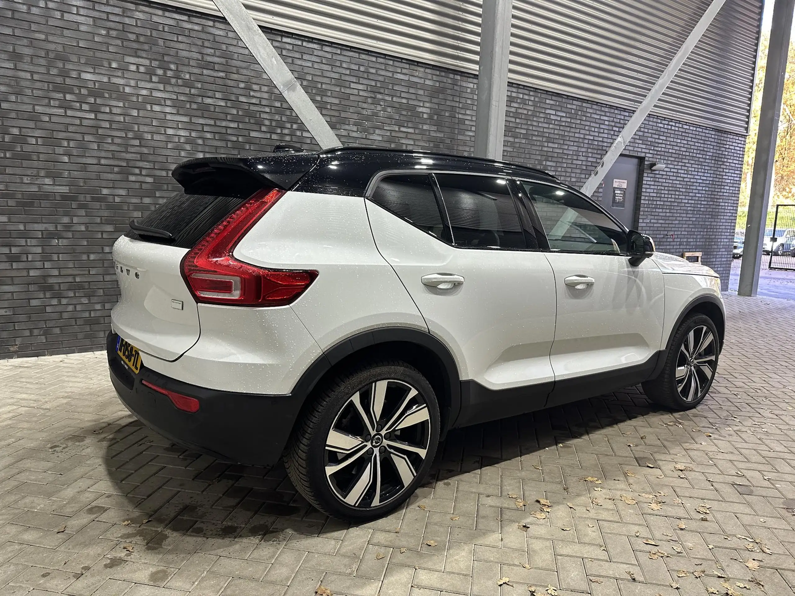 Volvo - XC40