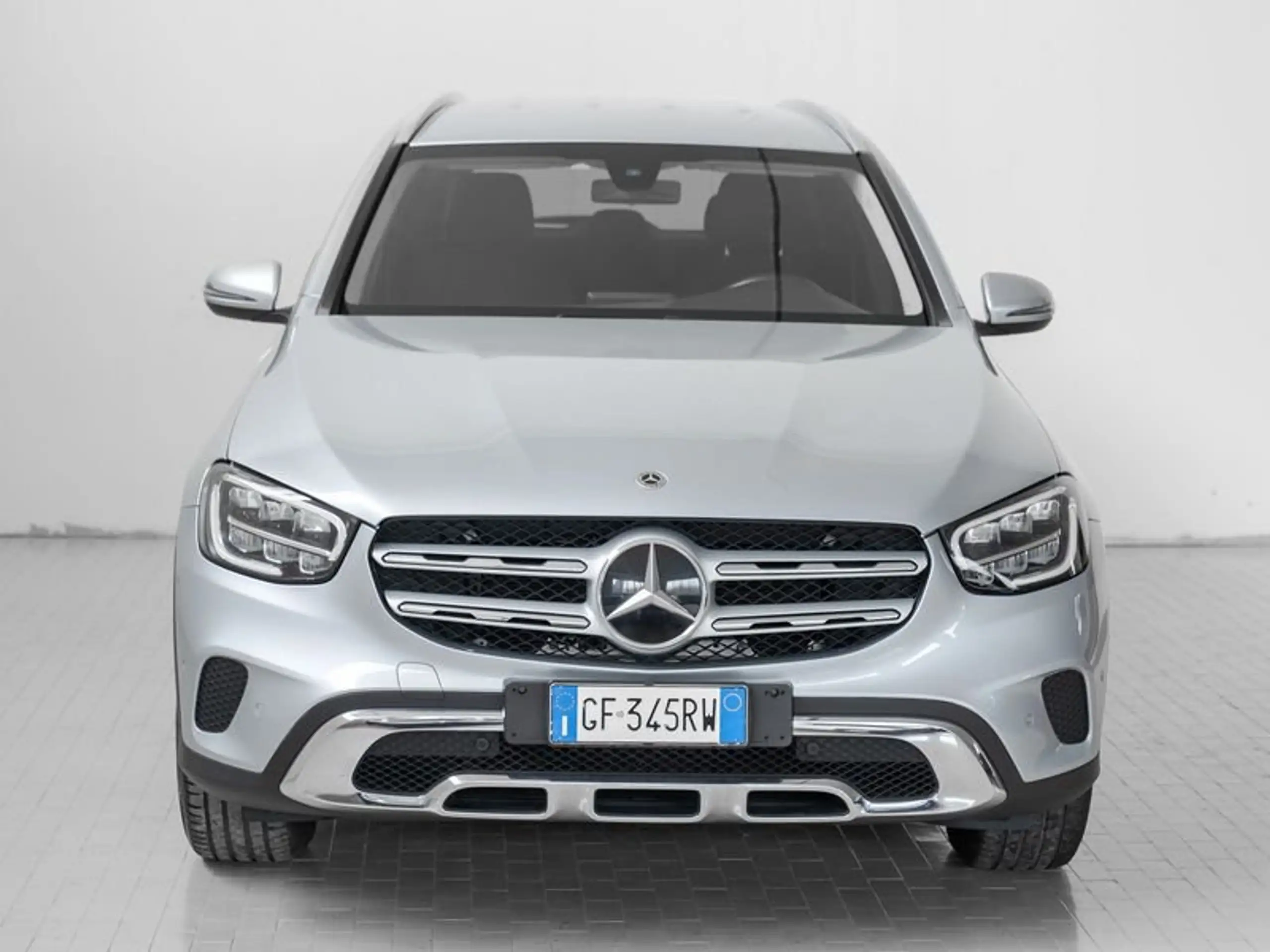 Mercedes-Benz - GLC 220