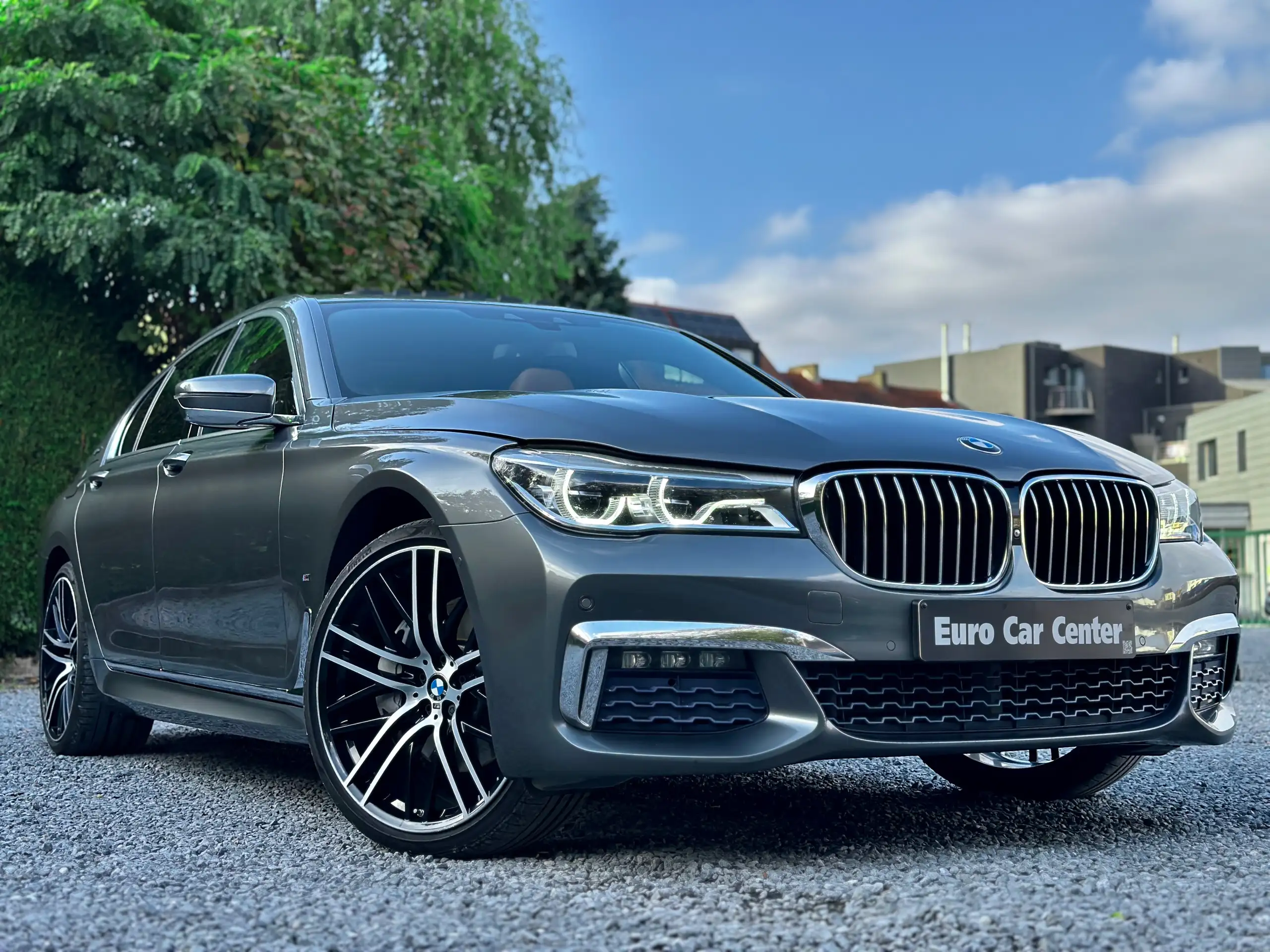 BMW 740 2017