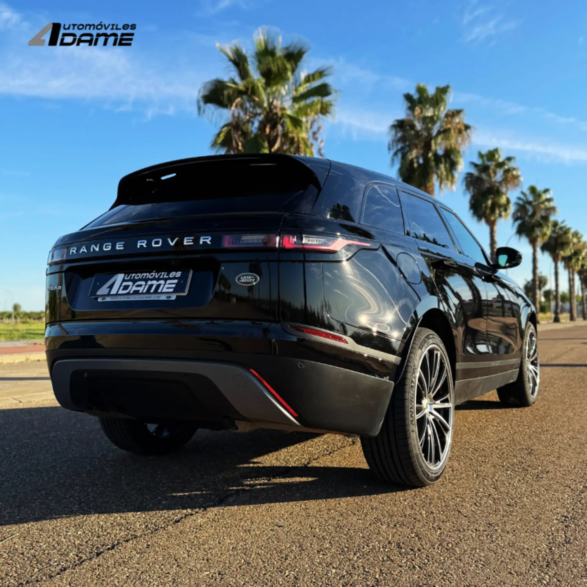 Land Rover - Range Rover Velar