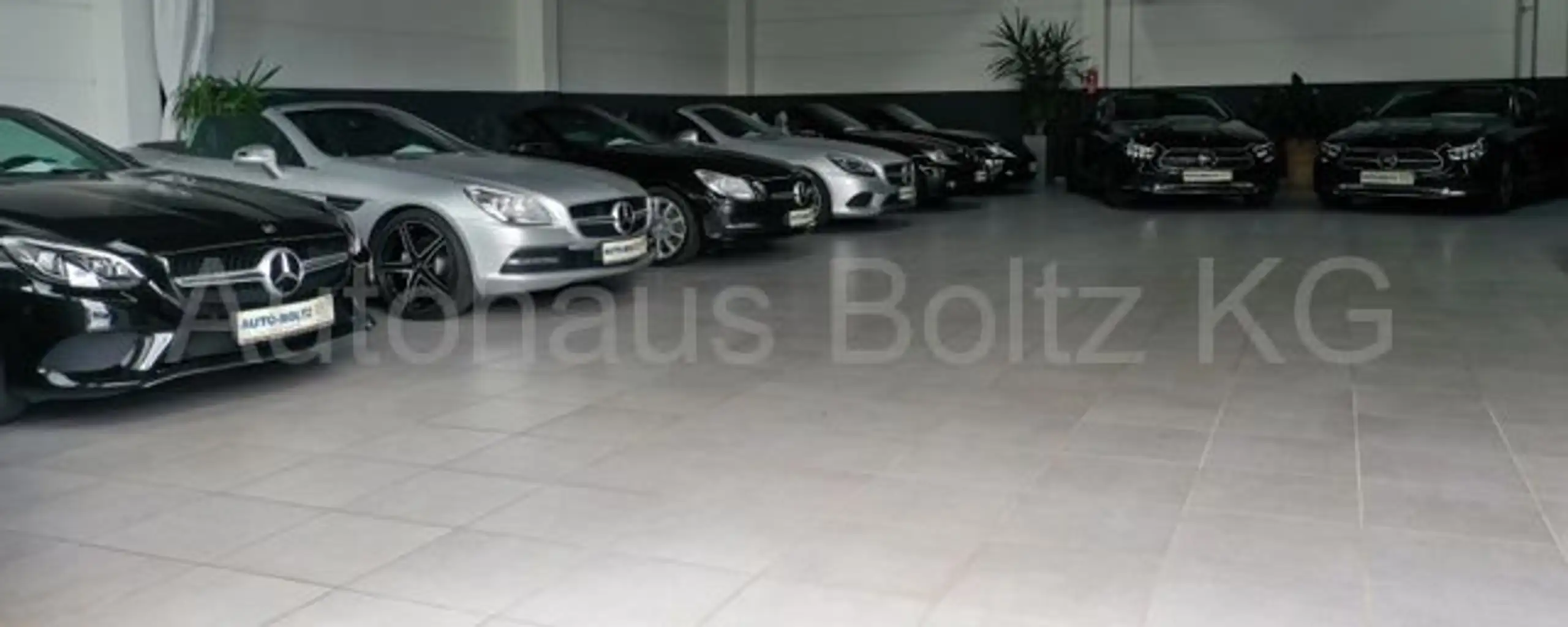 Mercedes-Benz - GLA 200