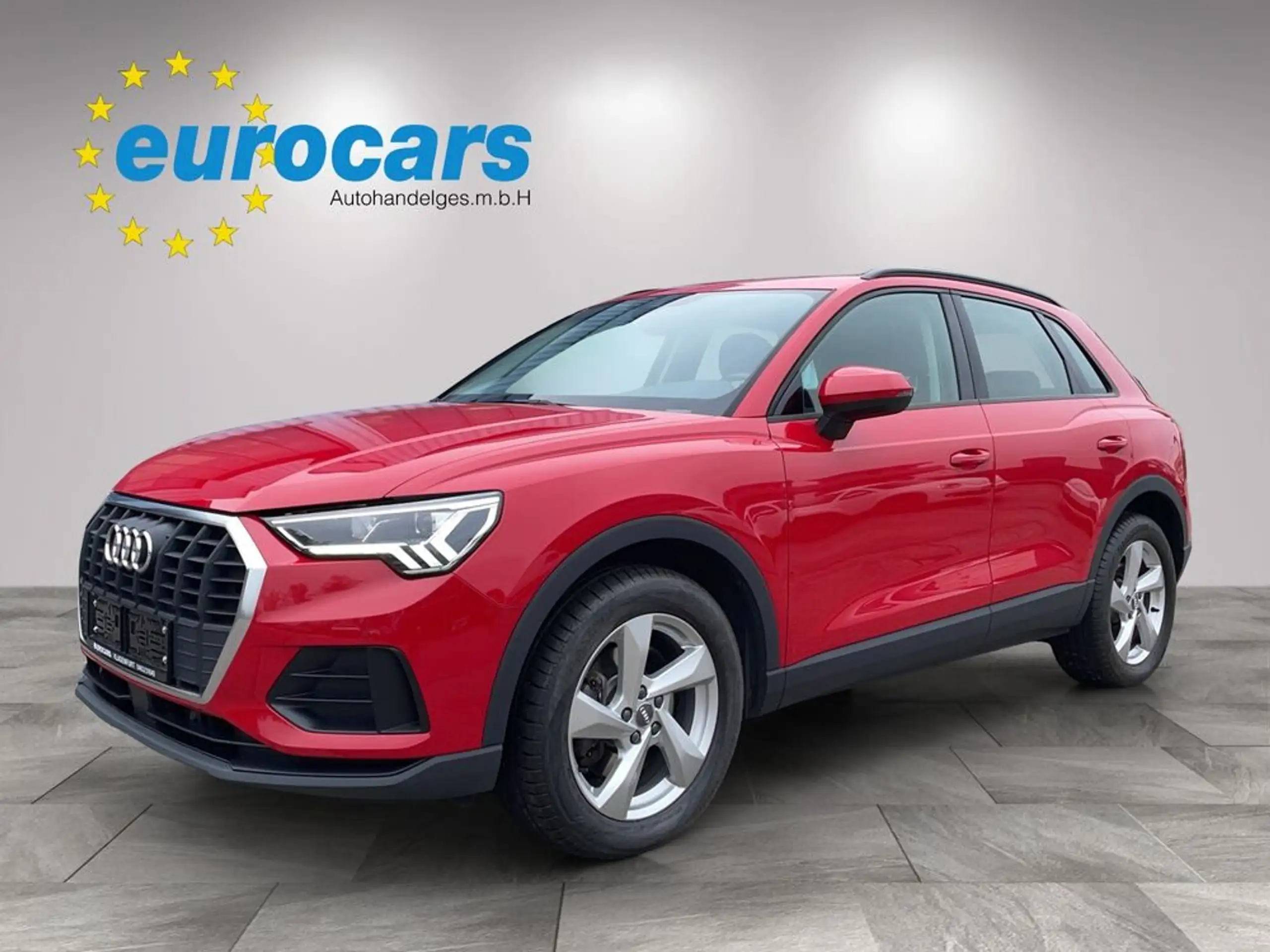 Audi - Q3