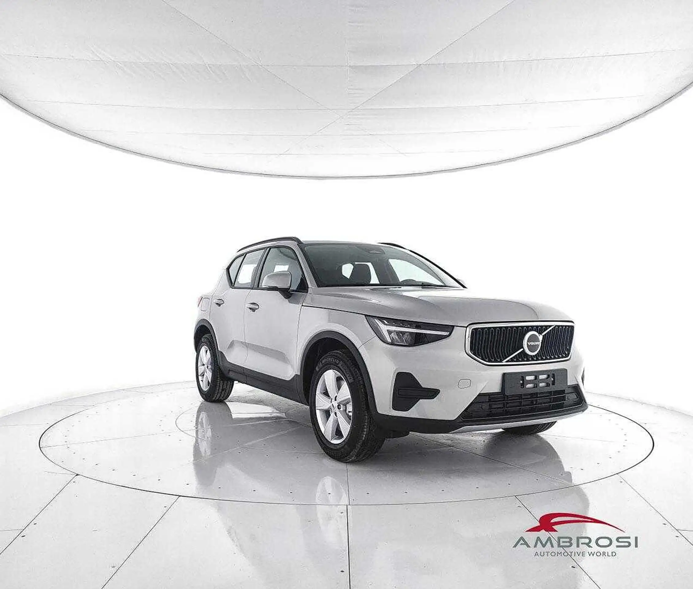 Volvo - XC40