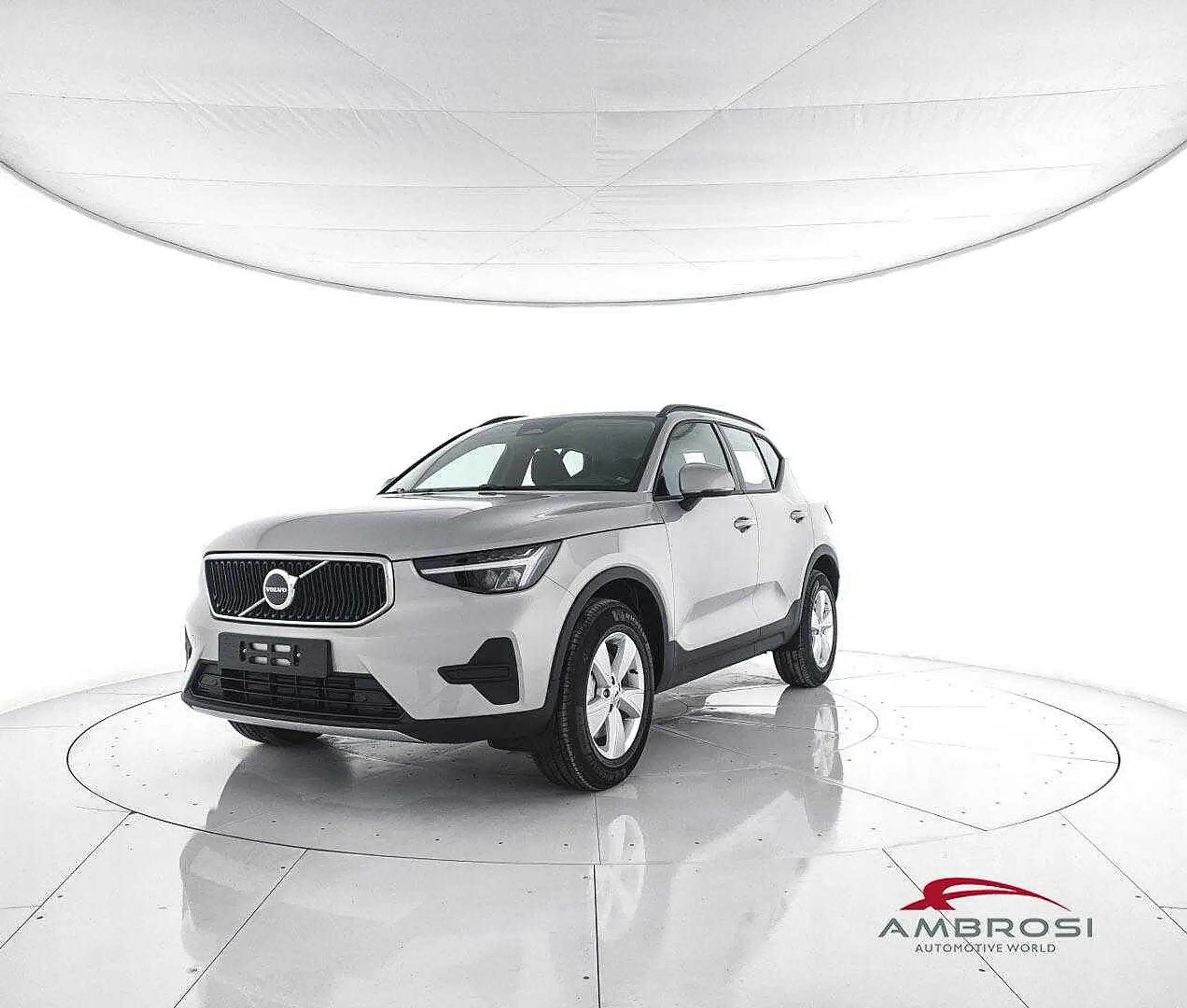 Volvo - XC40