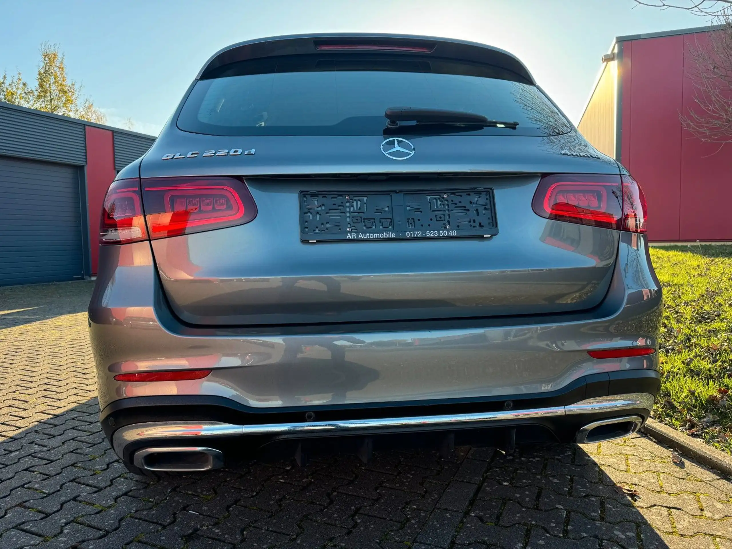 Mercedes-Benz - GLC 220